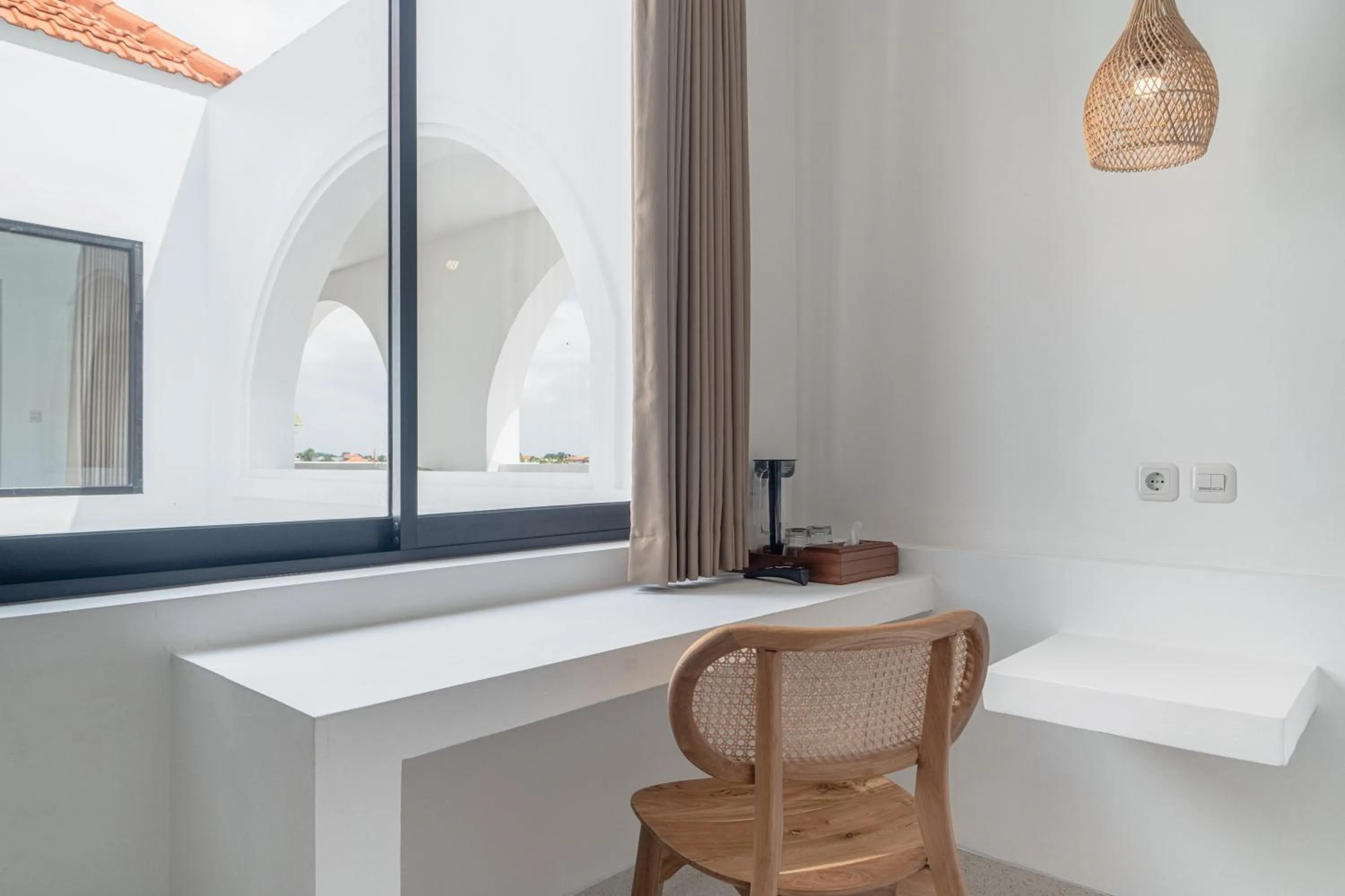 Photo of the whole room in The Simore