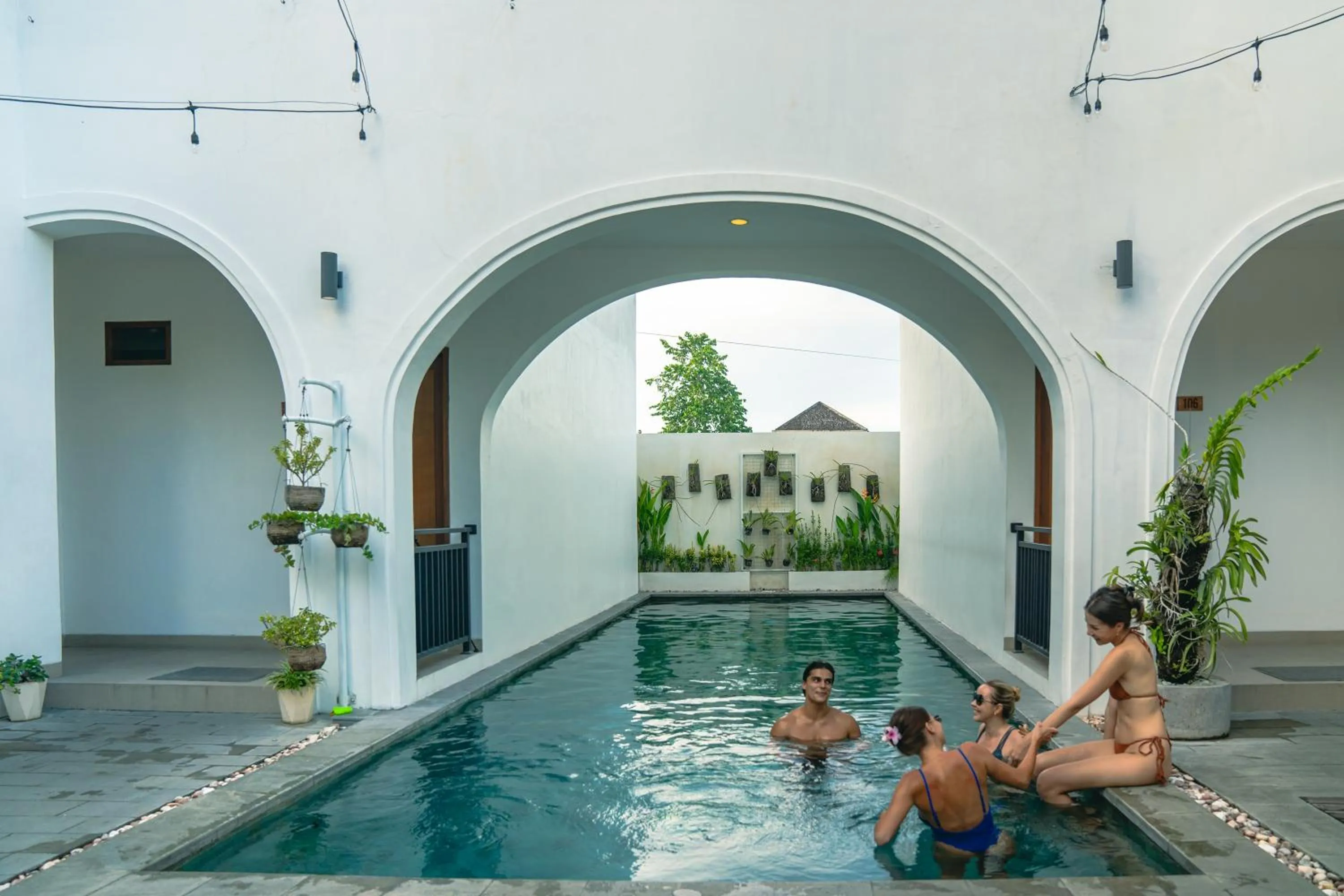 Swimming pool in The Simore