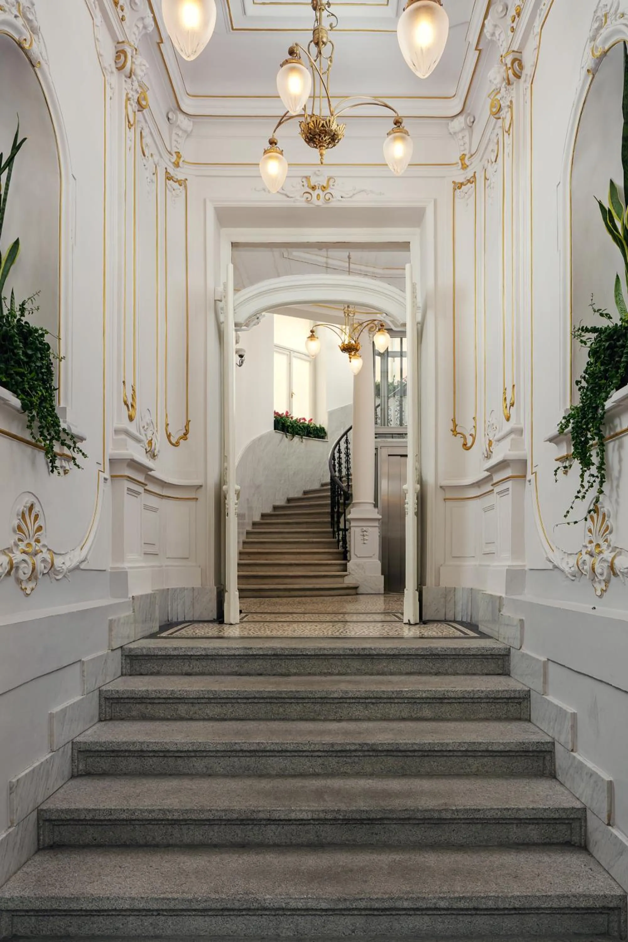 Facade/entrance in R16 Residences Prague