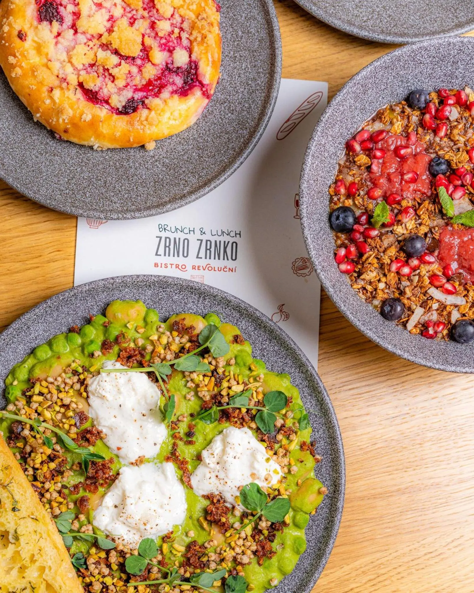 Restaurant/places to eat in R16 Residences Prague