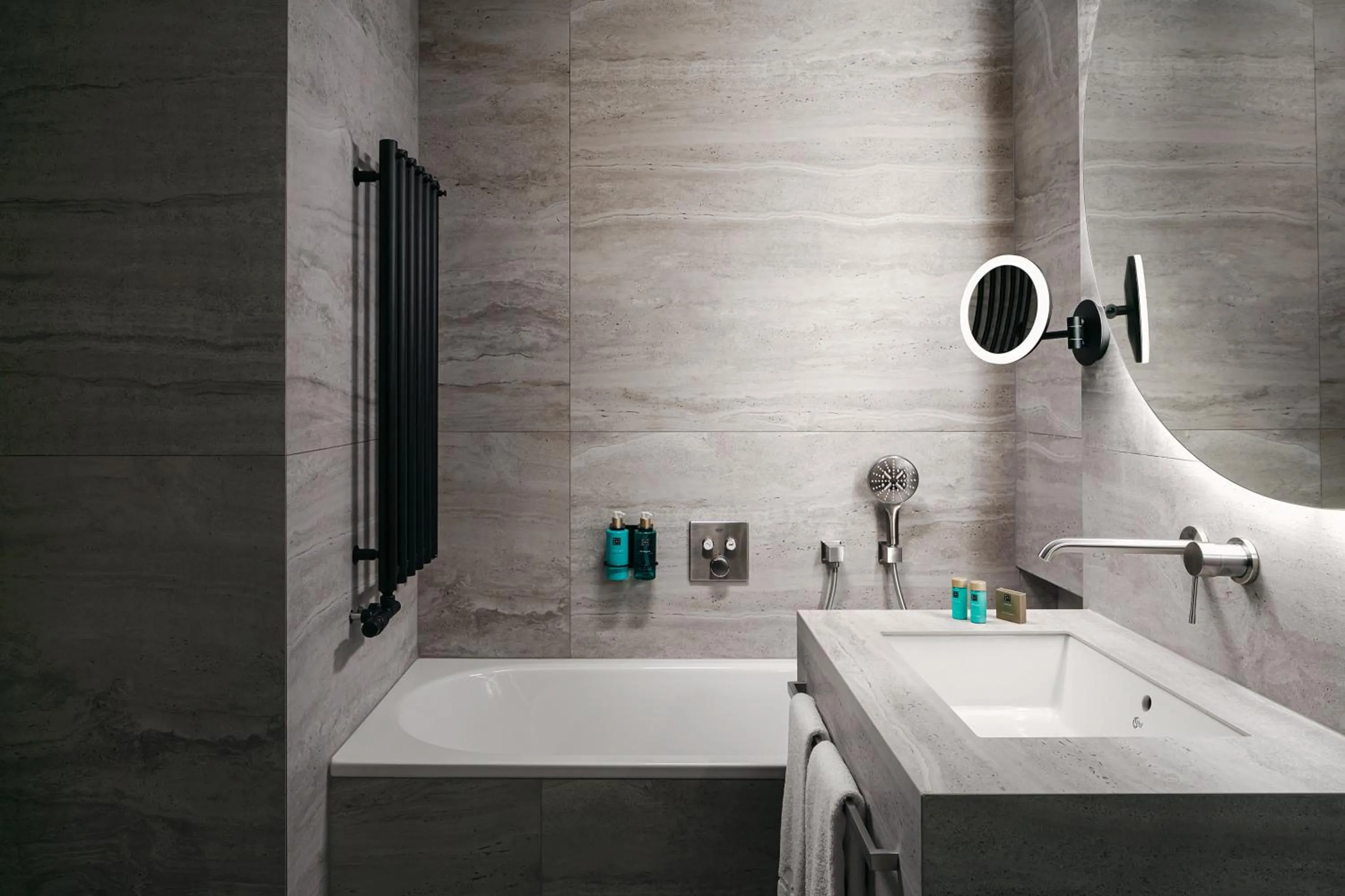 Bath in R16 Residences Prague