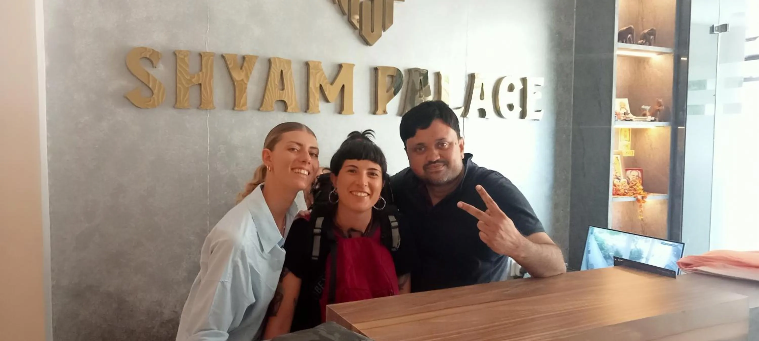 Guests in HOTEL SHYAM PALACE INDIA AGRA