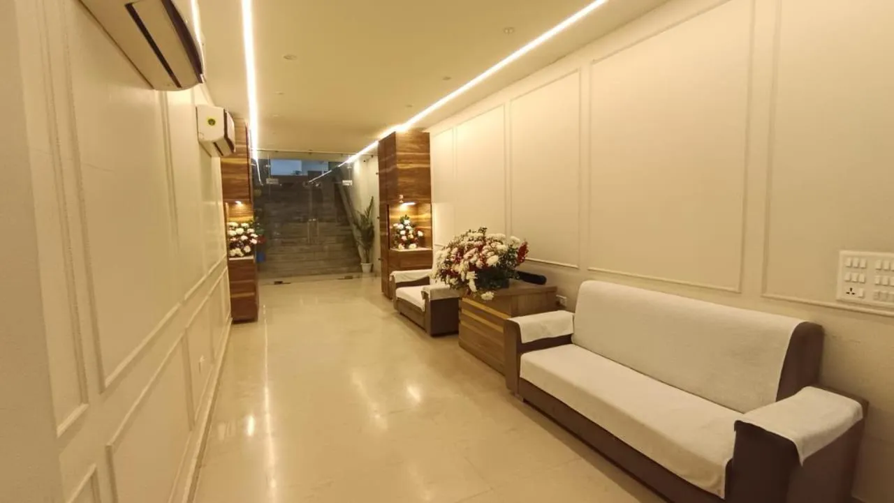 Lobby or reception in HOTEL SHYAM PALACE INDIA AGRA