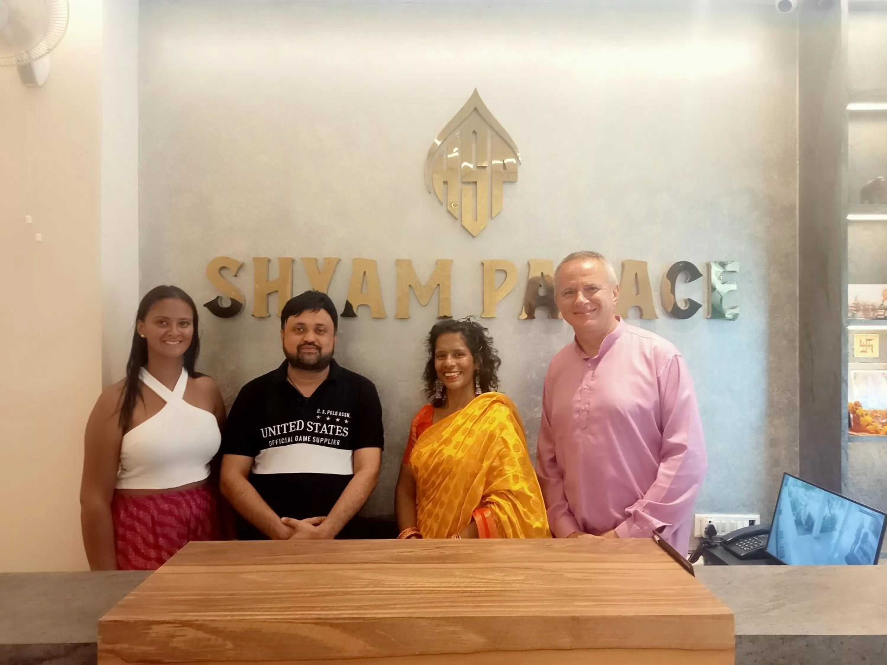 group of guests in HOTEL SHYAM PALACE INDIA AGRA