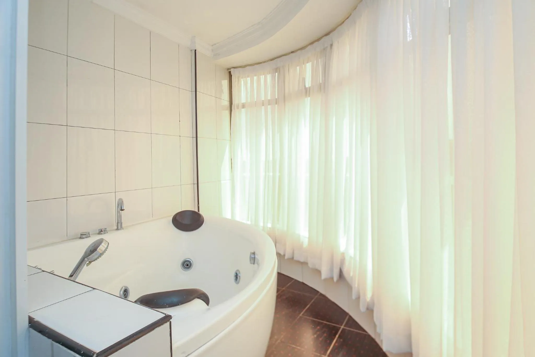 Bathroom in Eldon Villas