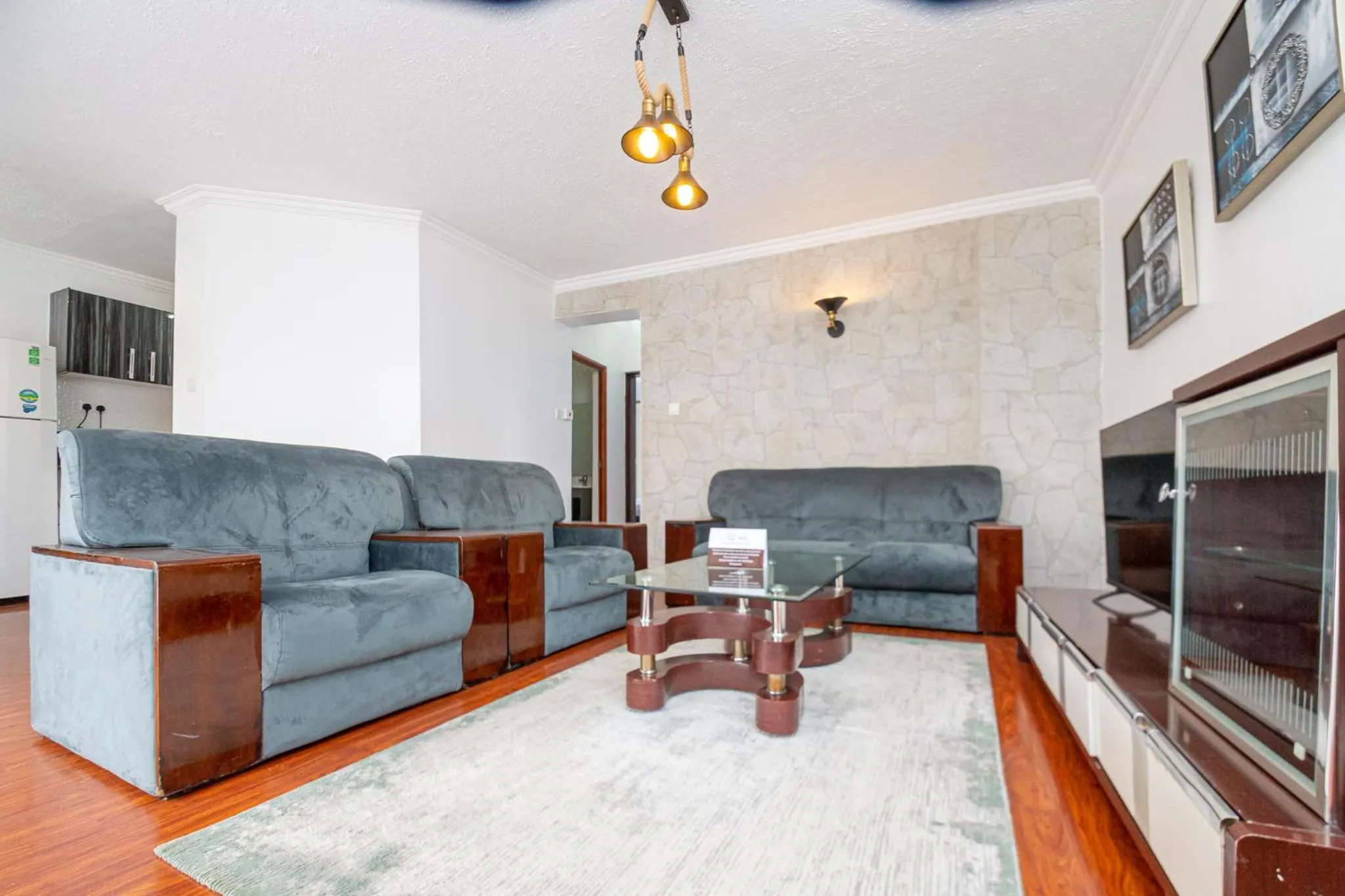 TV and multimedia in Eldon Villas