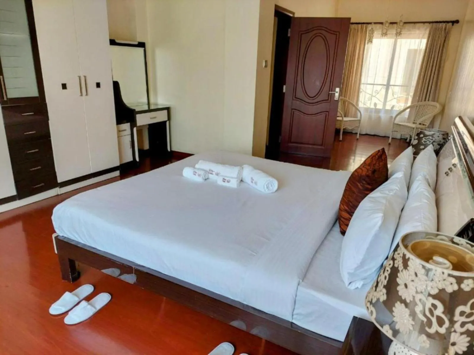 Bed in Eldon Villas