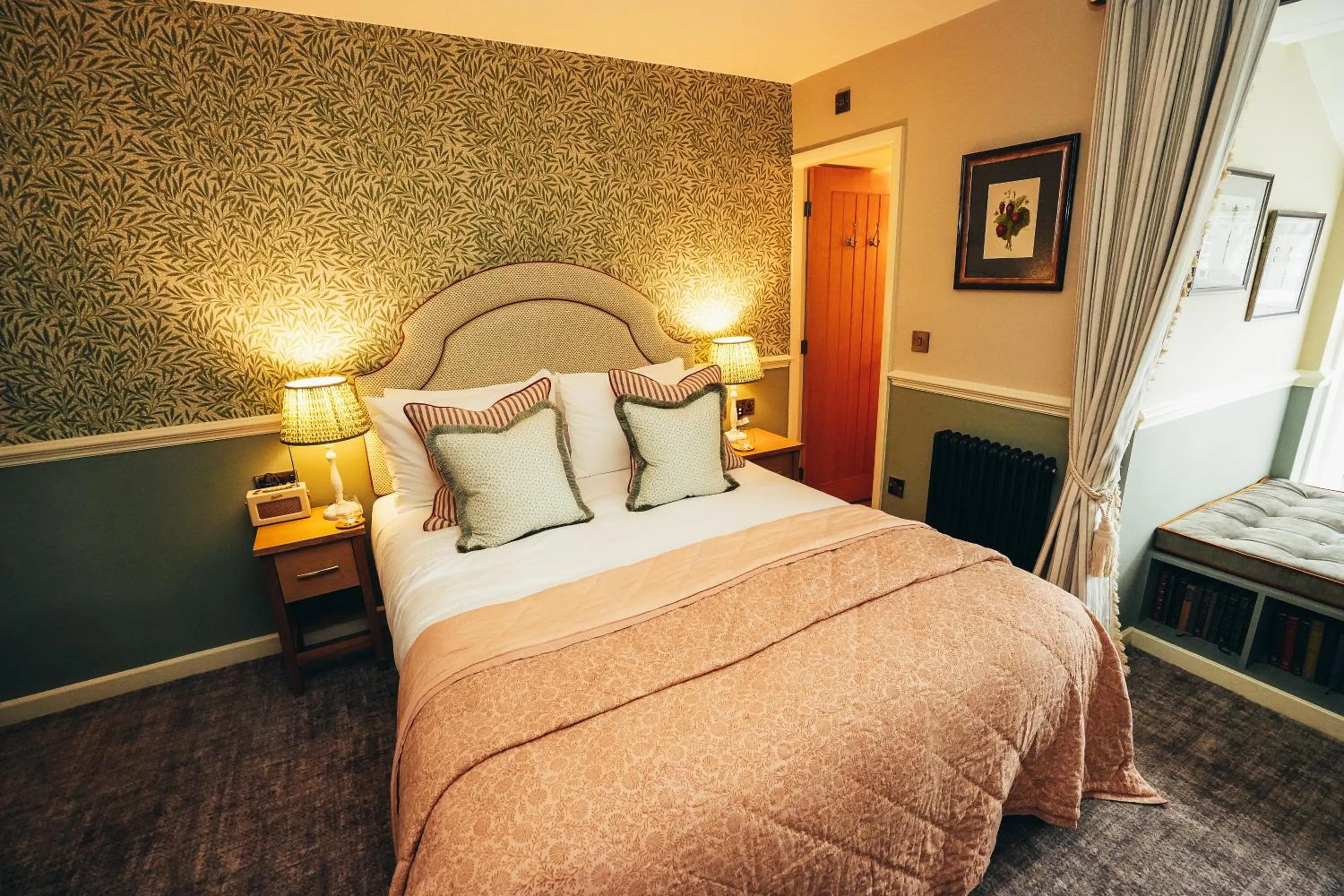 Bed in The Ashford Arms