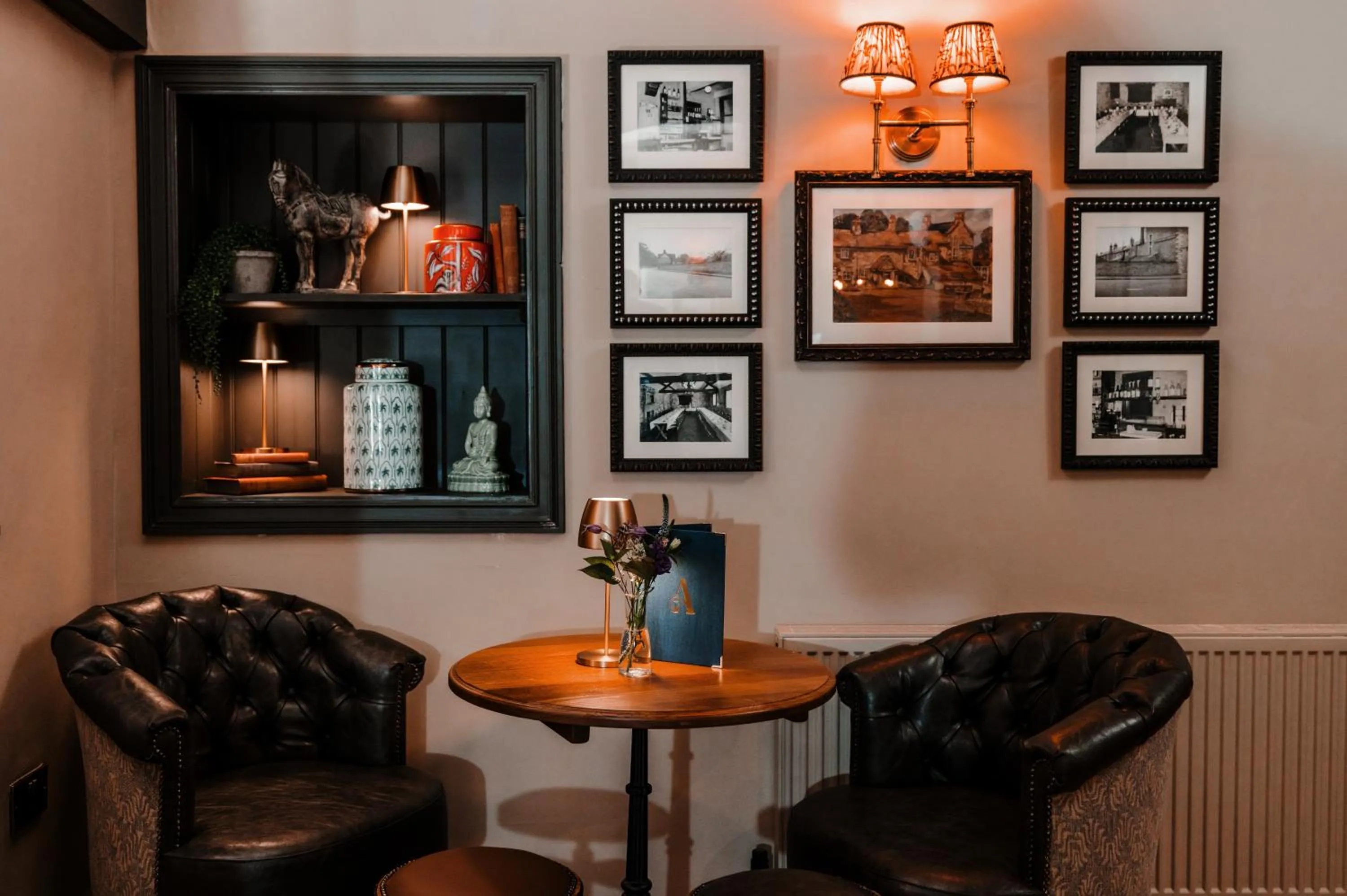 Lounge or bar in The Ashford Arms