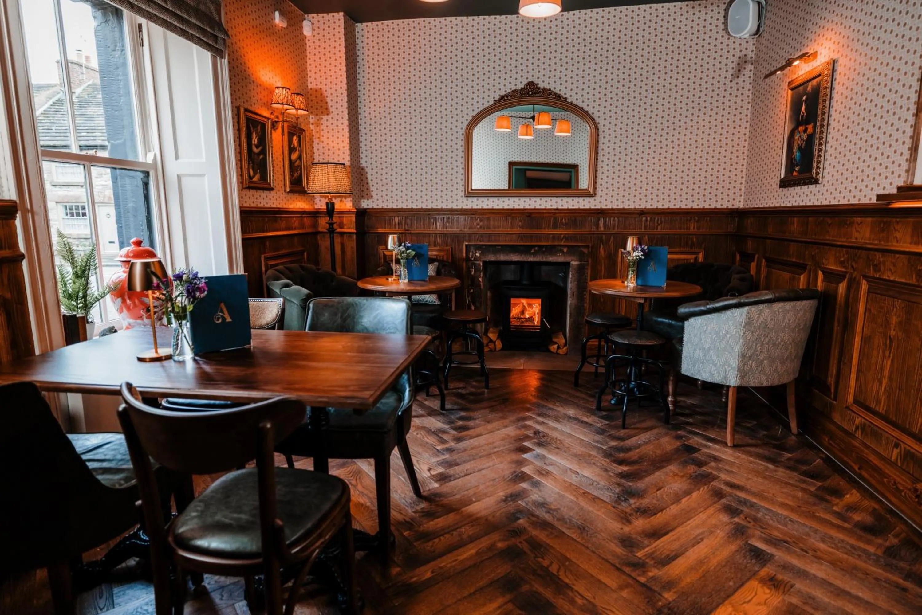 Lounge or bar in The Ashford Arms