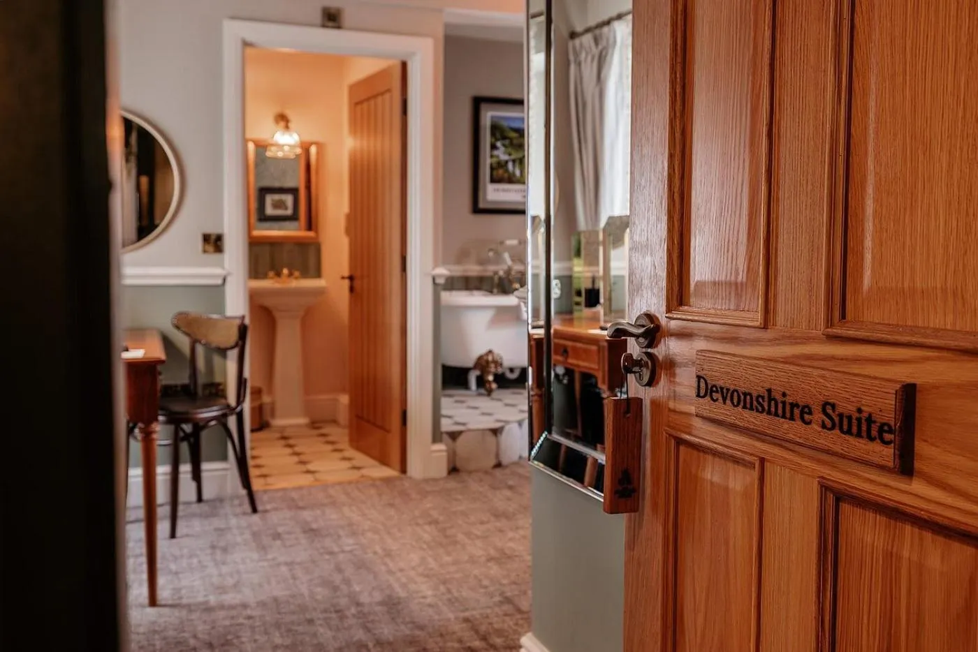 Bedroom in The Ashford Arms