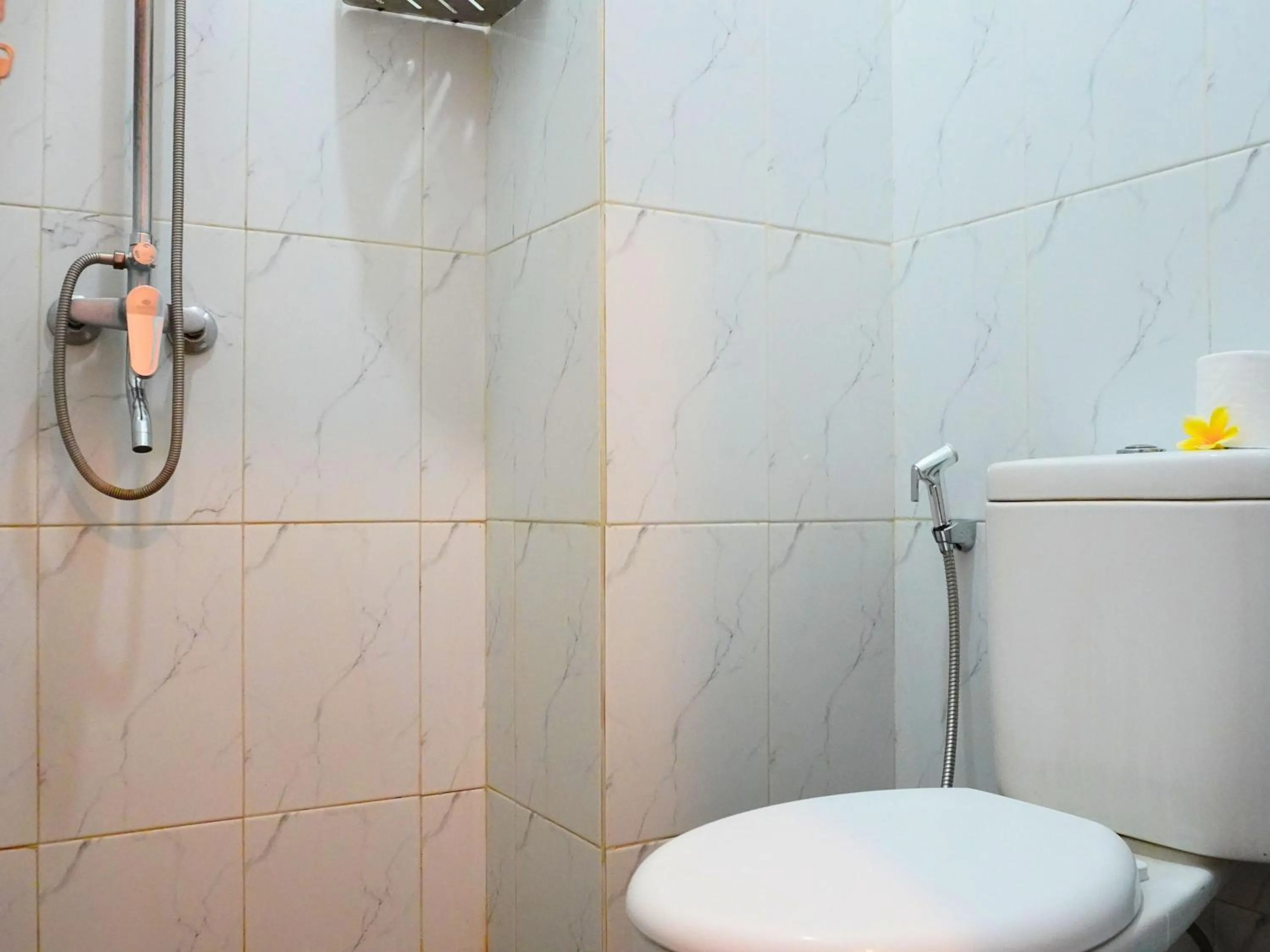 Double Room with Private Bathroom - single occupancy in Summer of Surf Hostel Ungasan Uluwatu