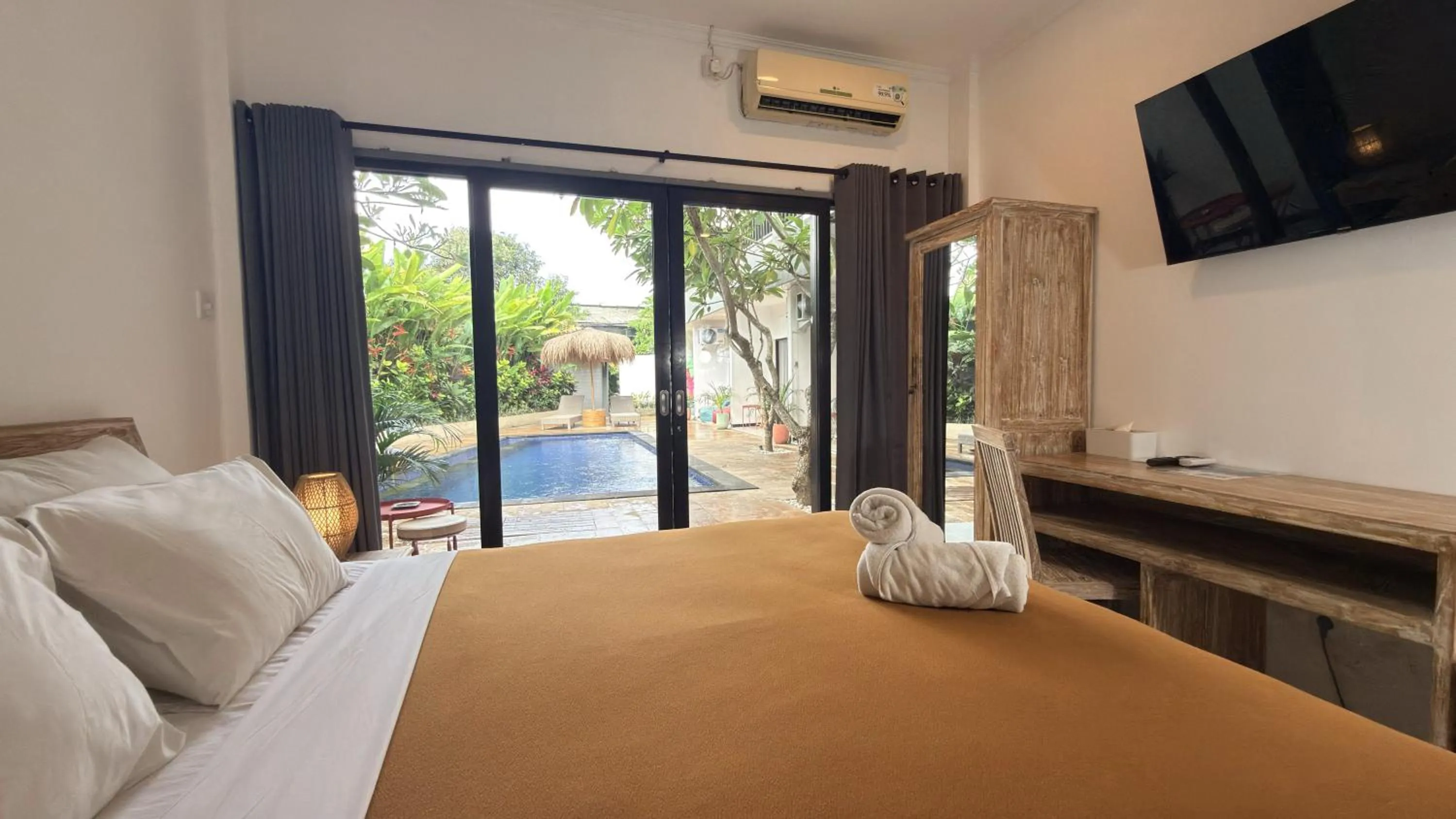 Bed in Summer of Surf Hostel Ungasan Uluwatu