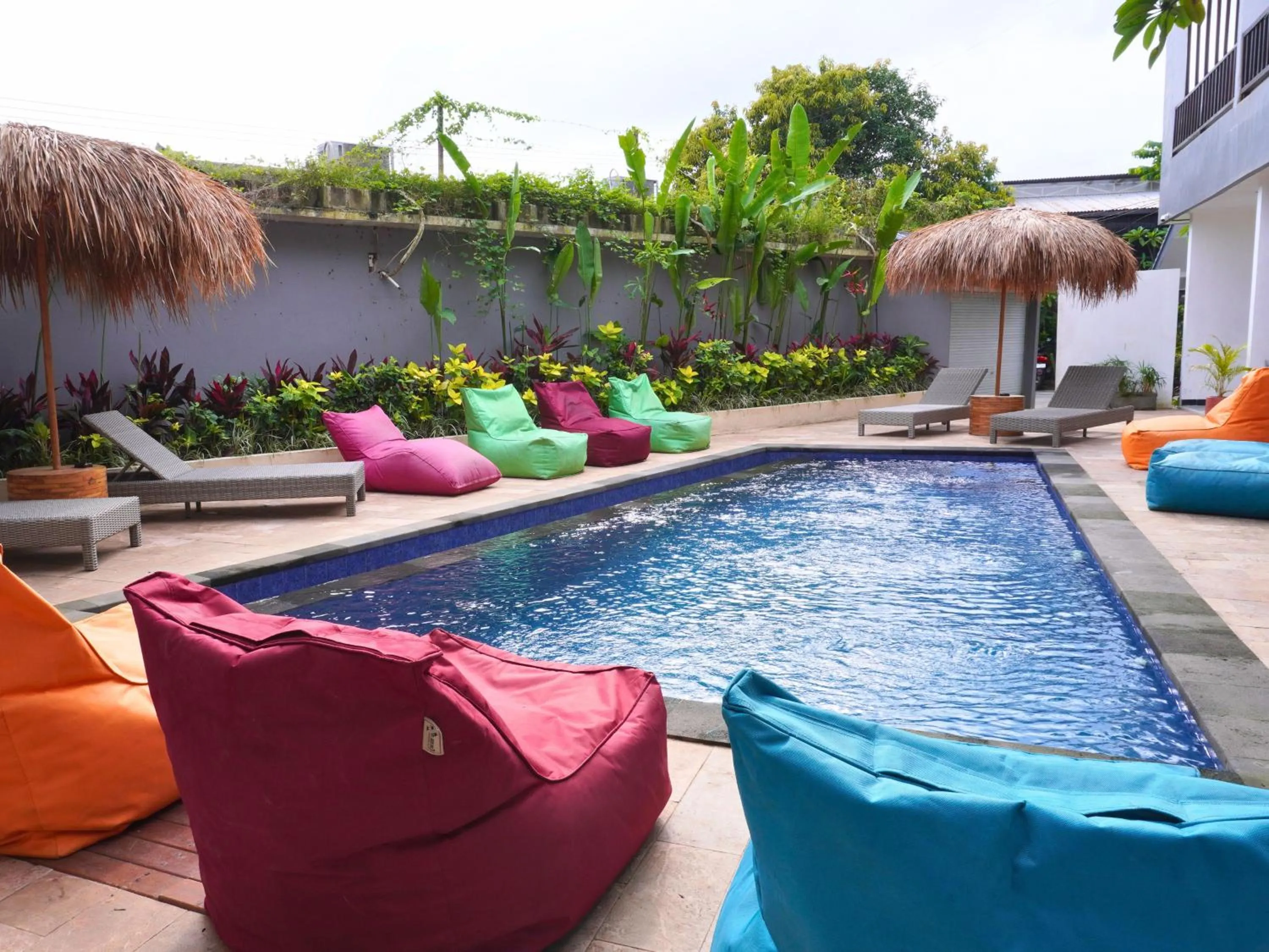 Swimming pool in Summer of Surf Hostel Ungasan Uluwatu