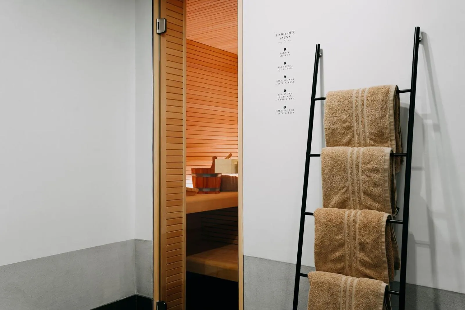 Sauna, Bed in Strandhotel