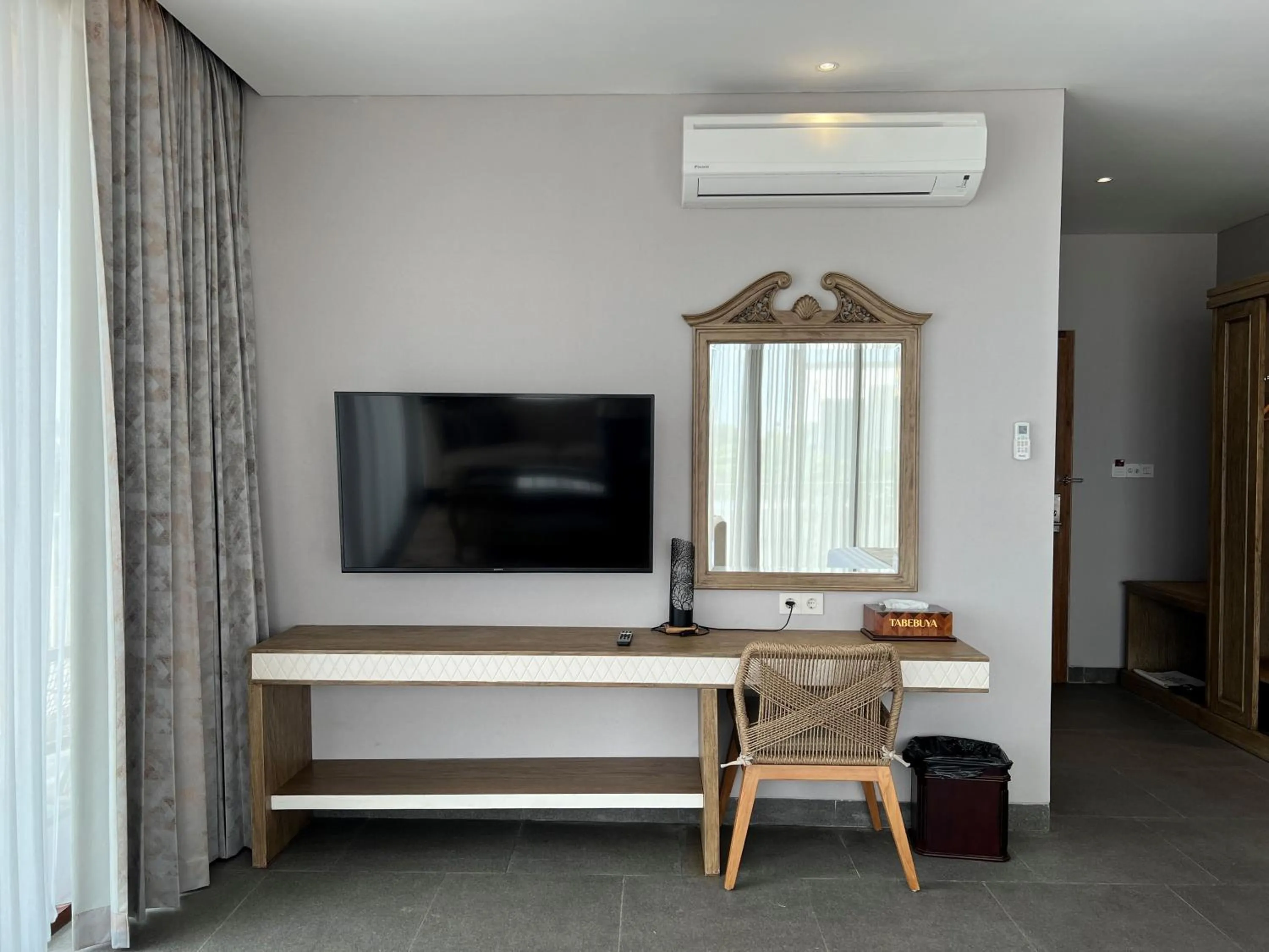 Tabebuya Resto & Resort