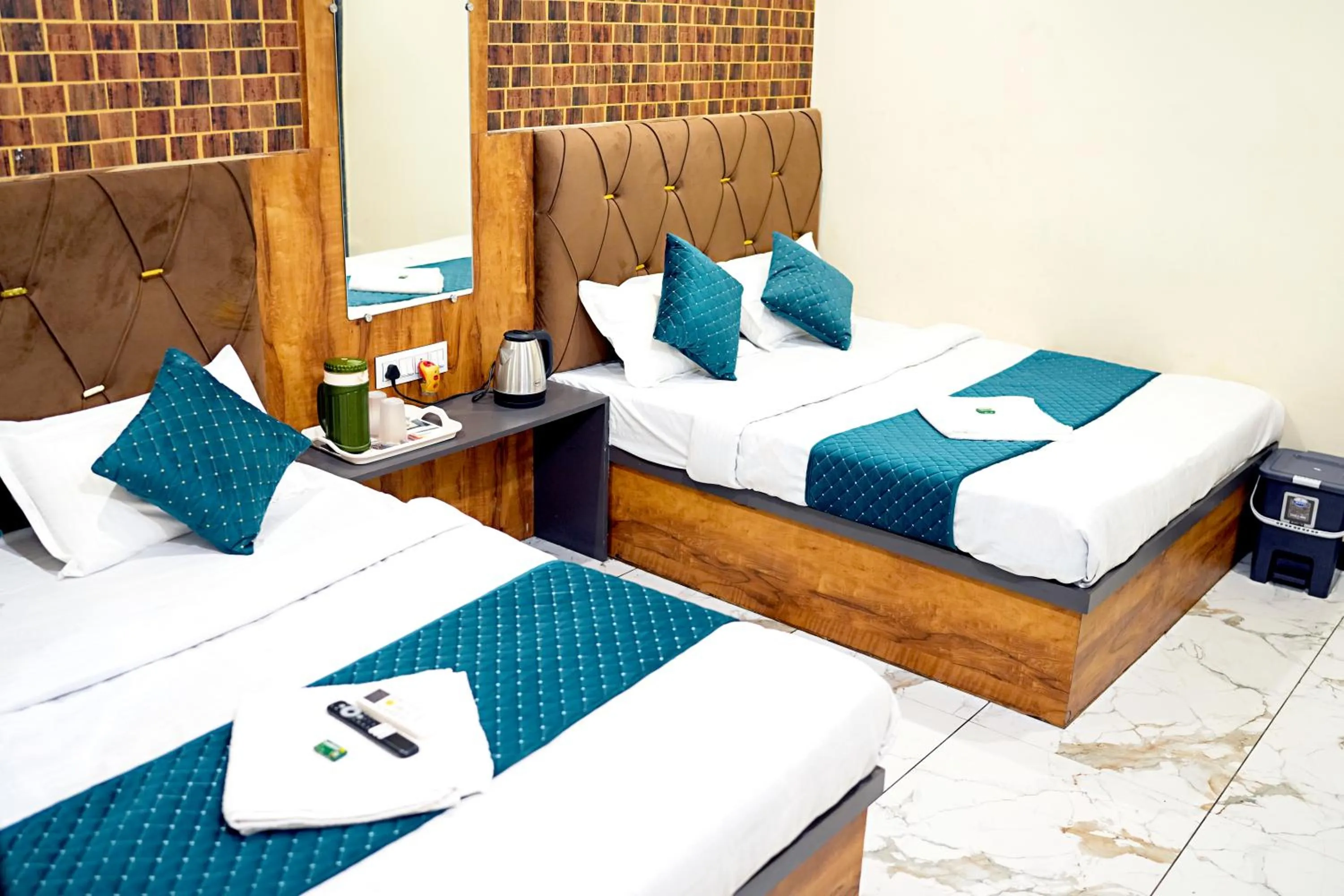 Bed in Hotel Mahalok Palace