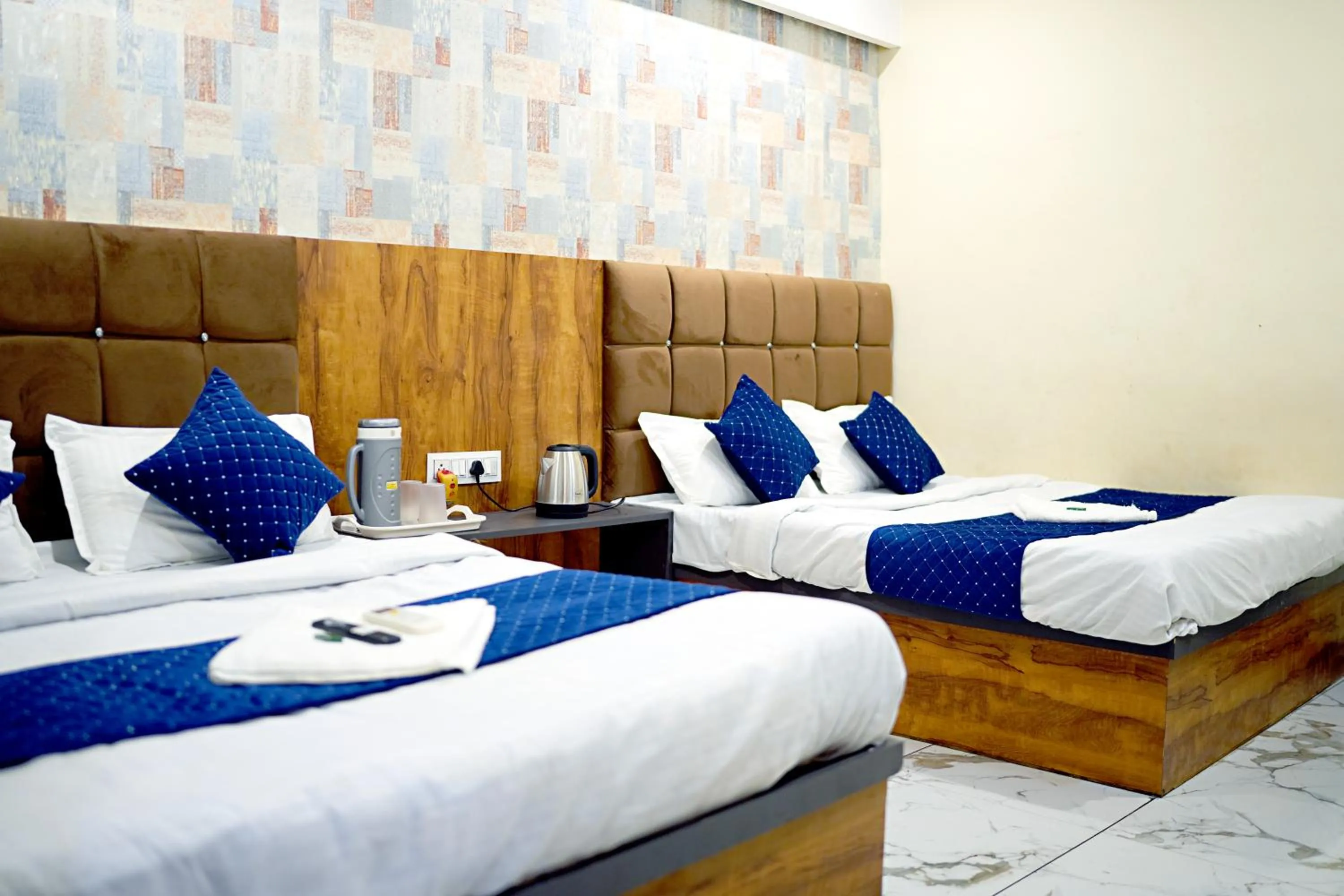 Photo of the whole room, Bed in Hotel Mahalok Palace