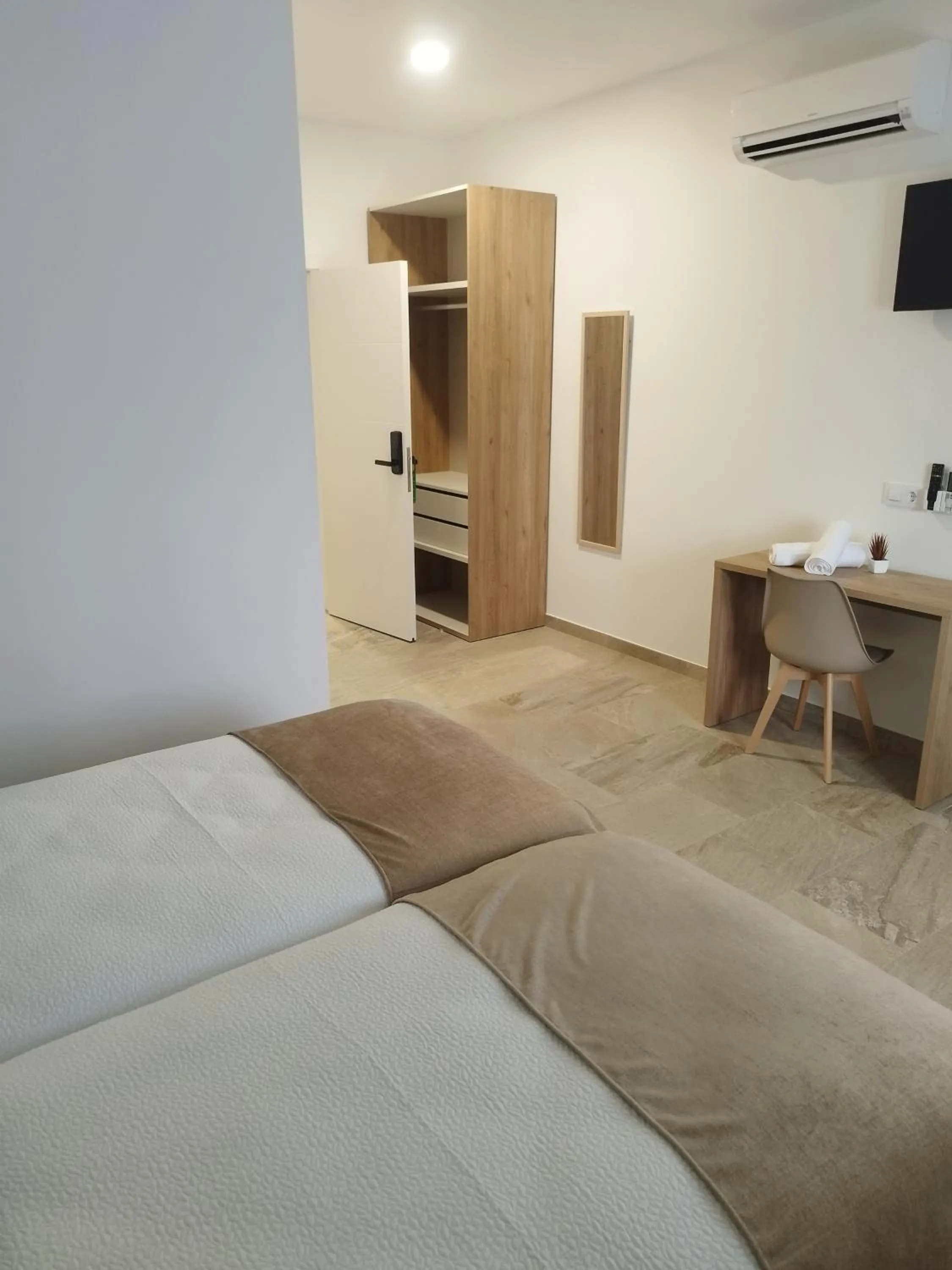 Bed in Hotel El Duende