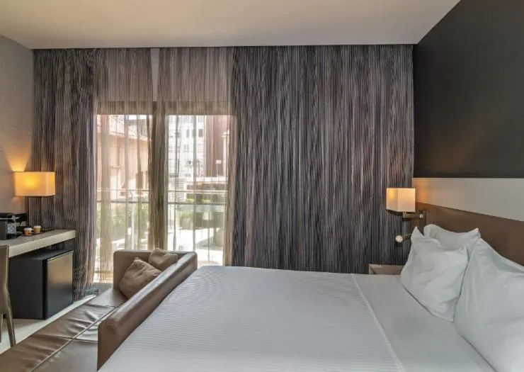 TV and multimedia, Bed in SH Colón Valencia