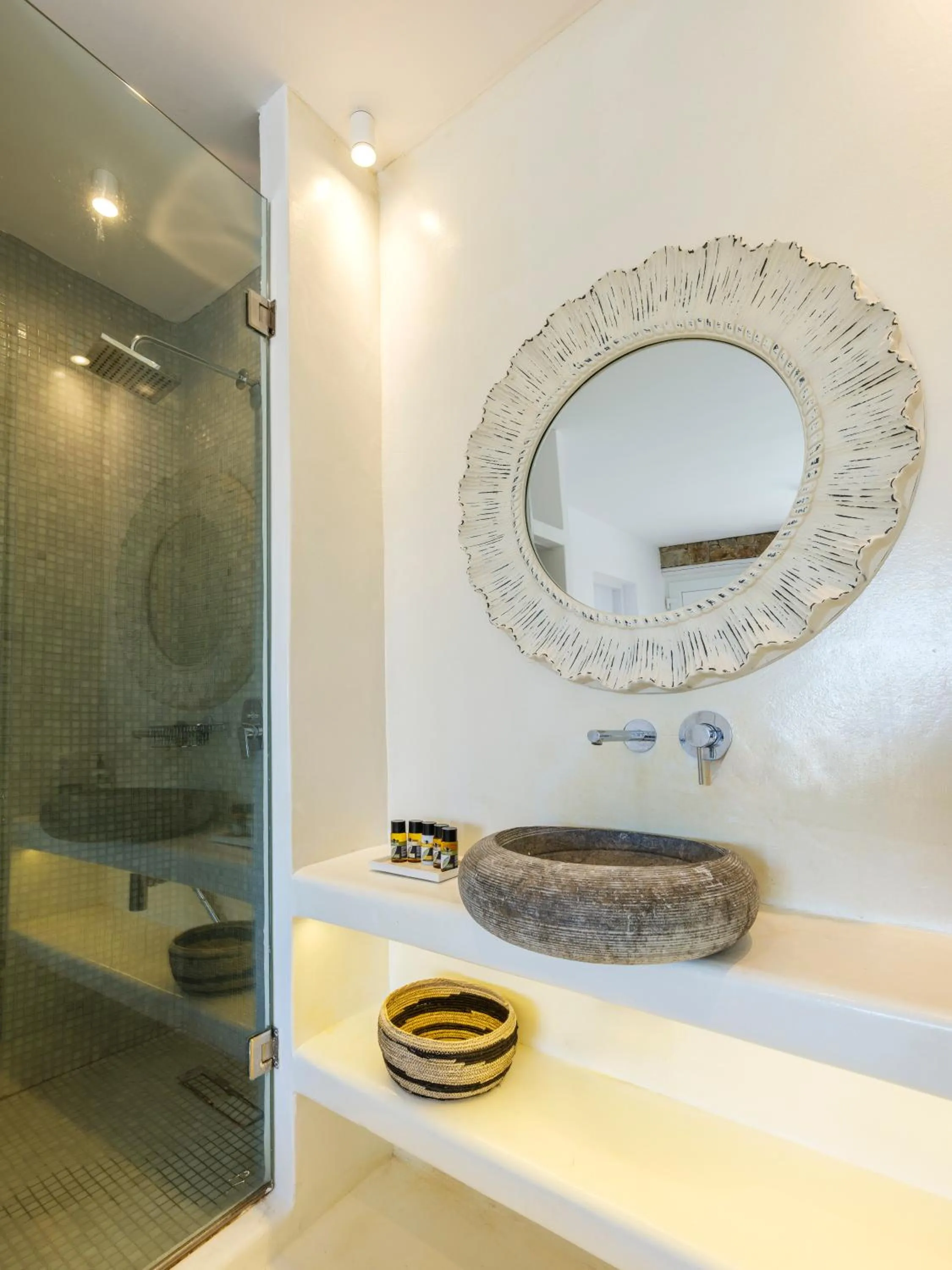 Shower in Mykonos Residence Villas & Suites Merchia beach