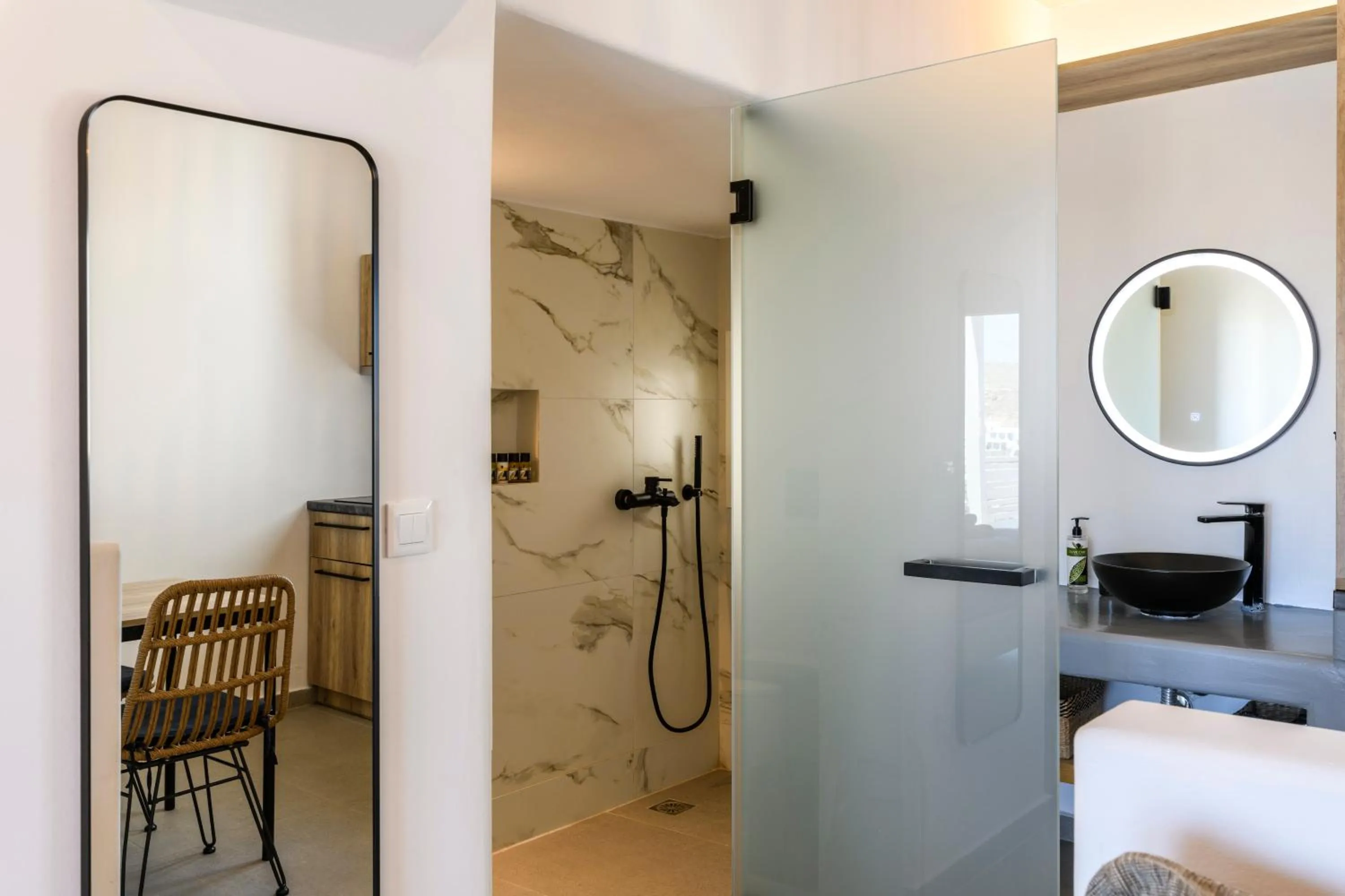 Shower in Mykonos Residence Villas & Suites Merchia beach