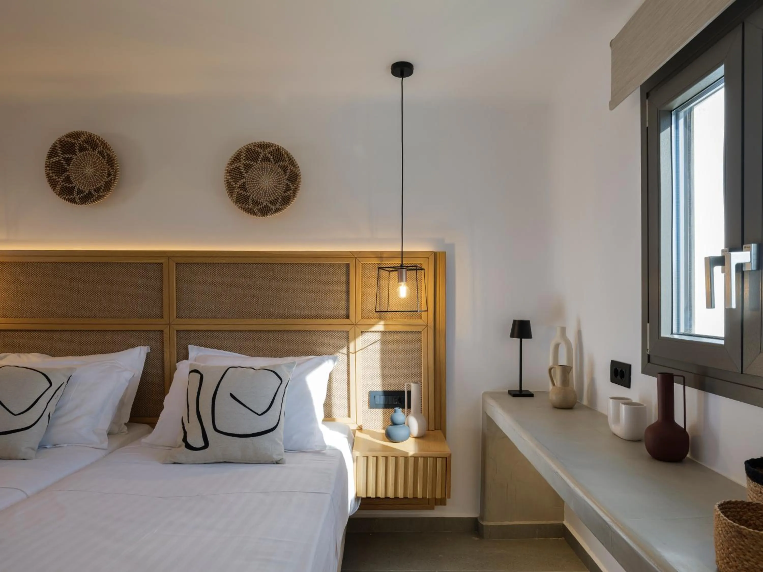 Bed in Mykonos Residence Villas & Suites Merchia beach