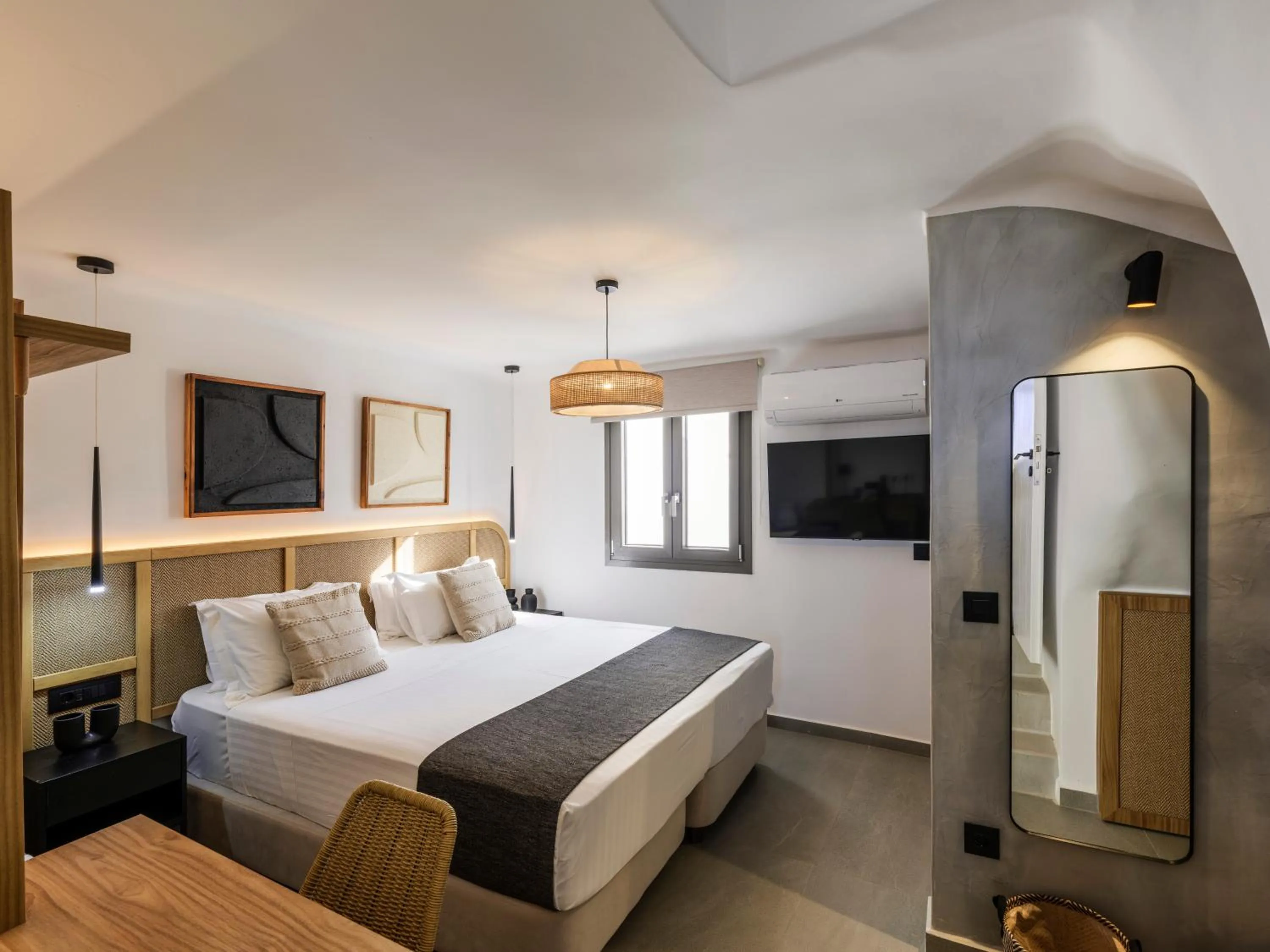 Bed in Mykonos Residence Villas & Suites Merchia beach
