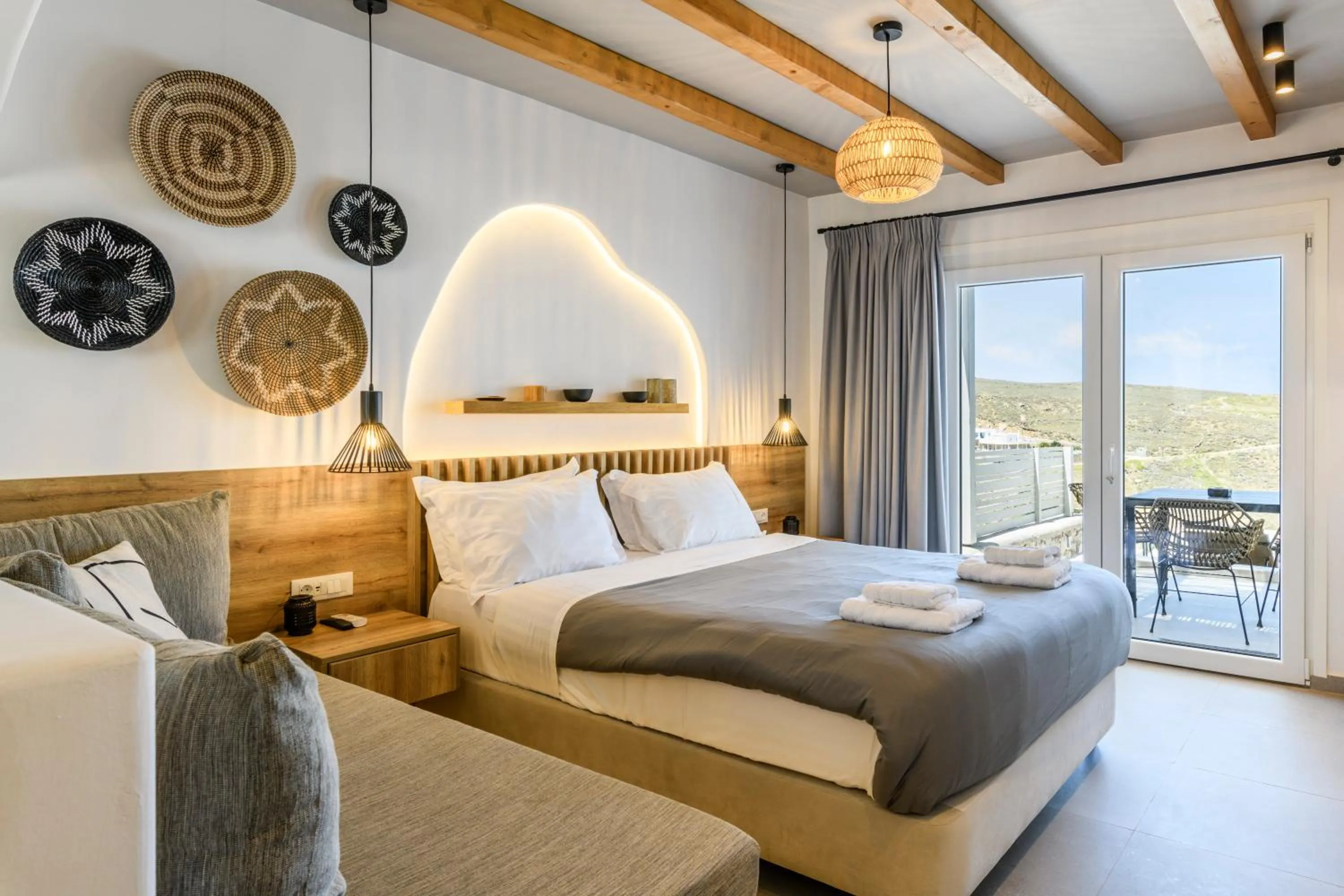 Bed in Mykonos Residence Villas & Suites Merchia beach