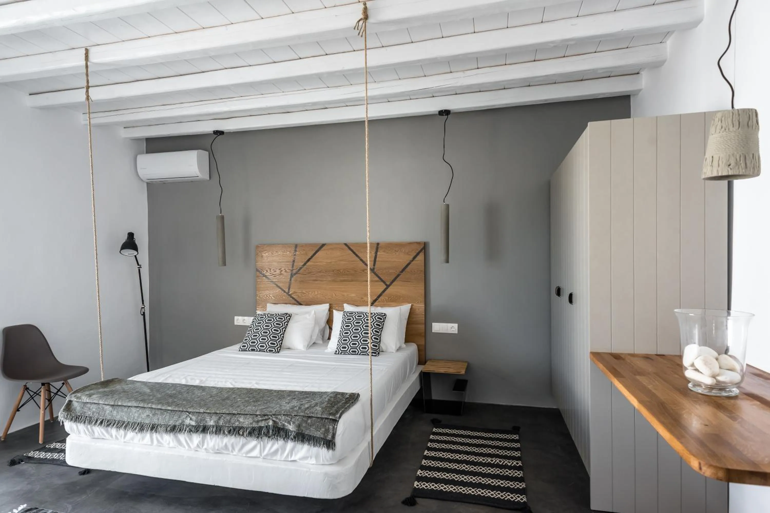 Bed in Mykonos Residence Villas & Suites Merchia beach