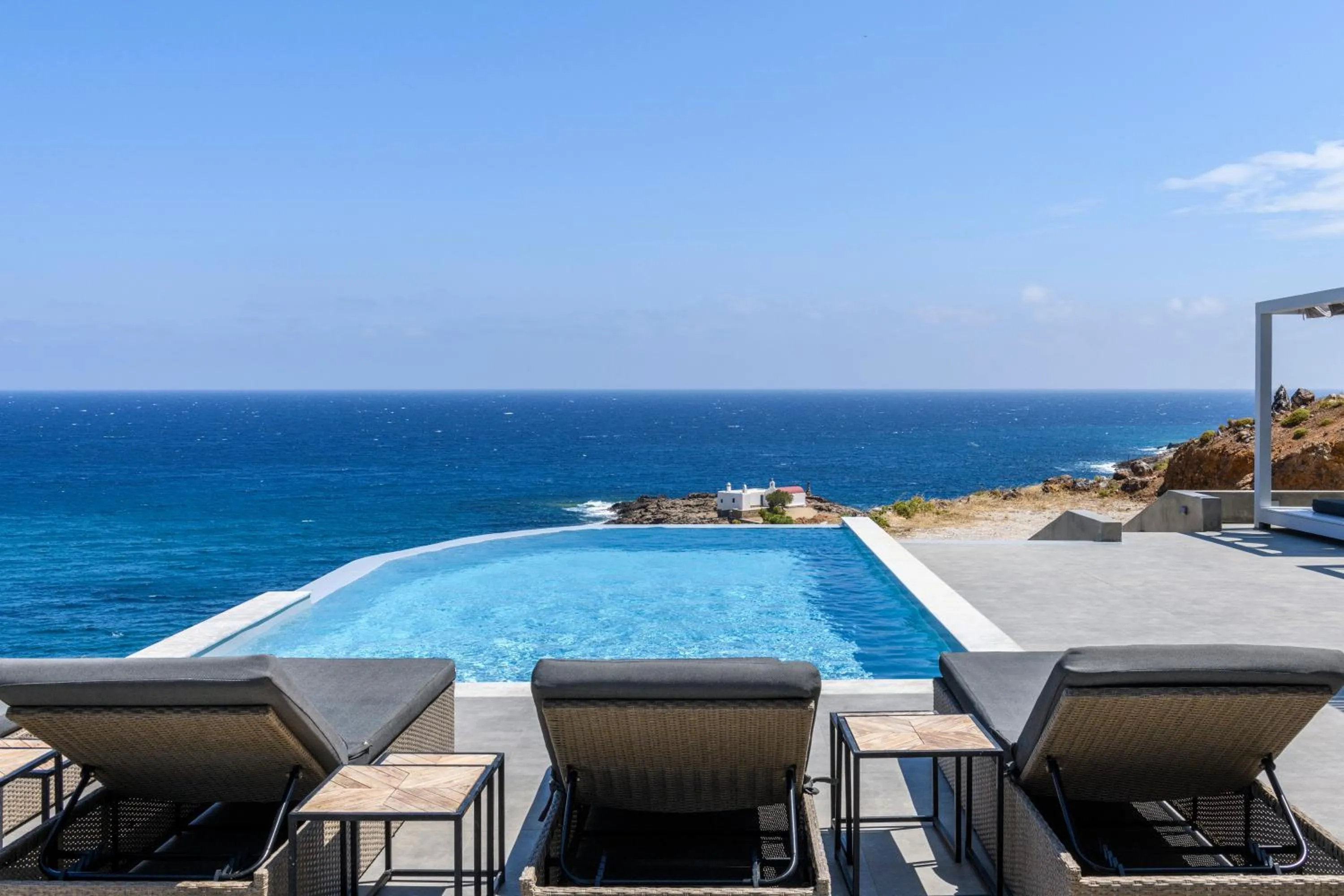 Patio in Mykonos Residence Villas & Suites Merchia beach