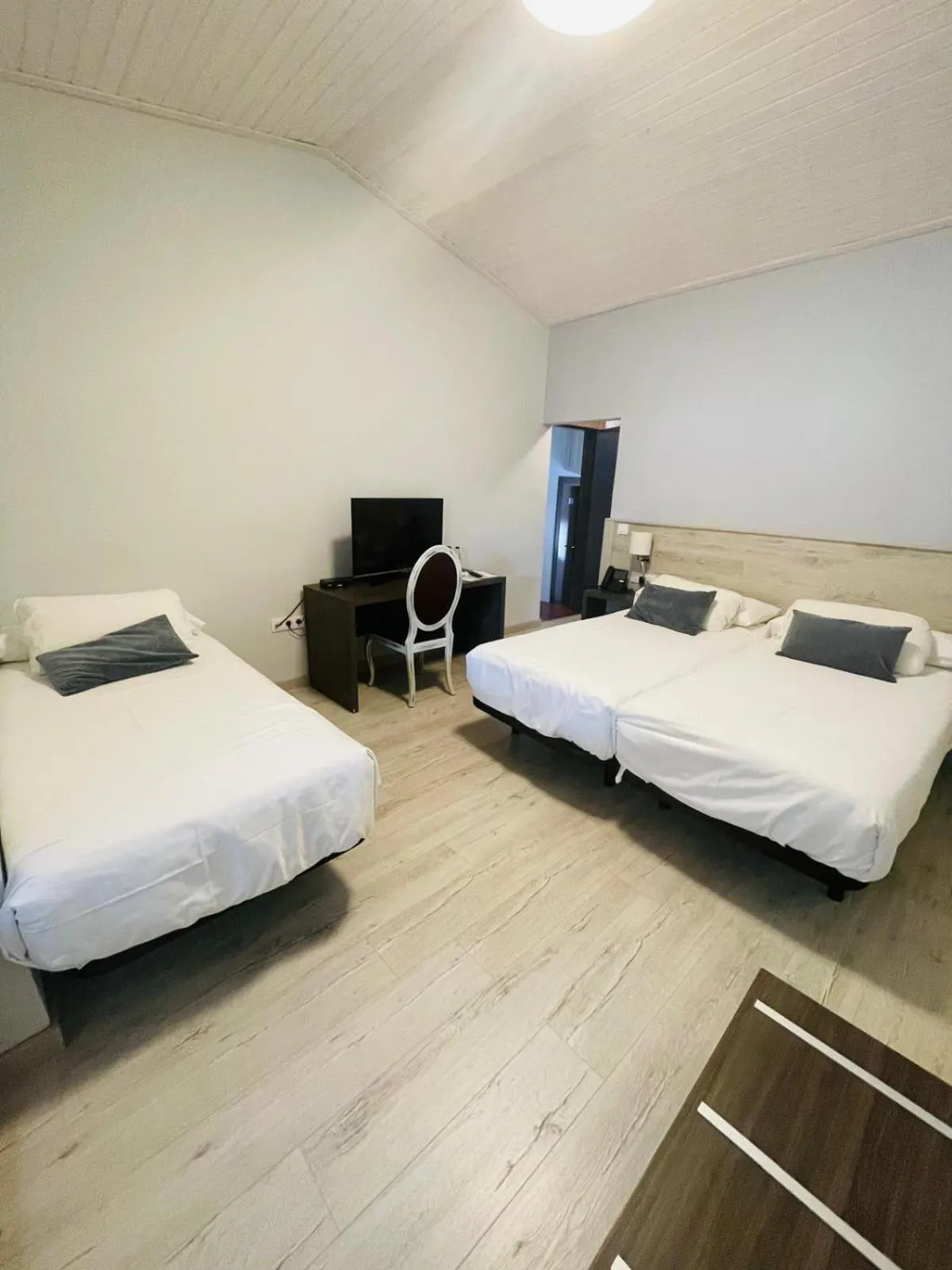 Photo of the whole room, Bed in Hotel Restaurante El Montico