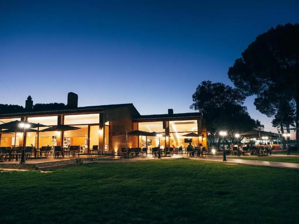 Garden in Hotel Restaurante El Montico
