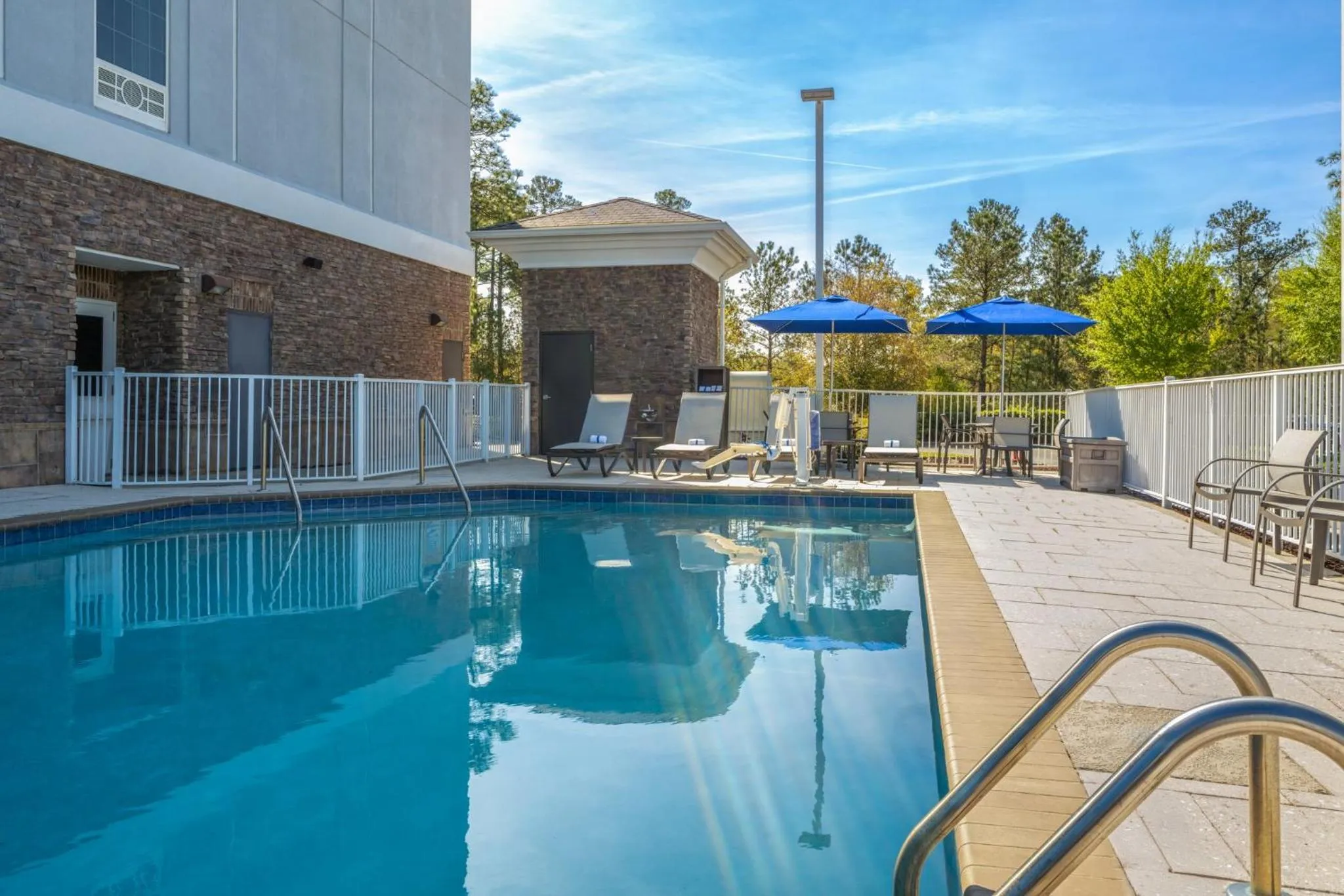 Swimming pool in Holiday Inn Express & Suites Aiken by IHG