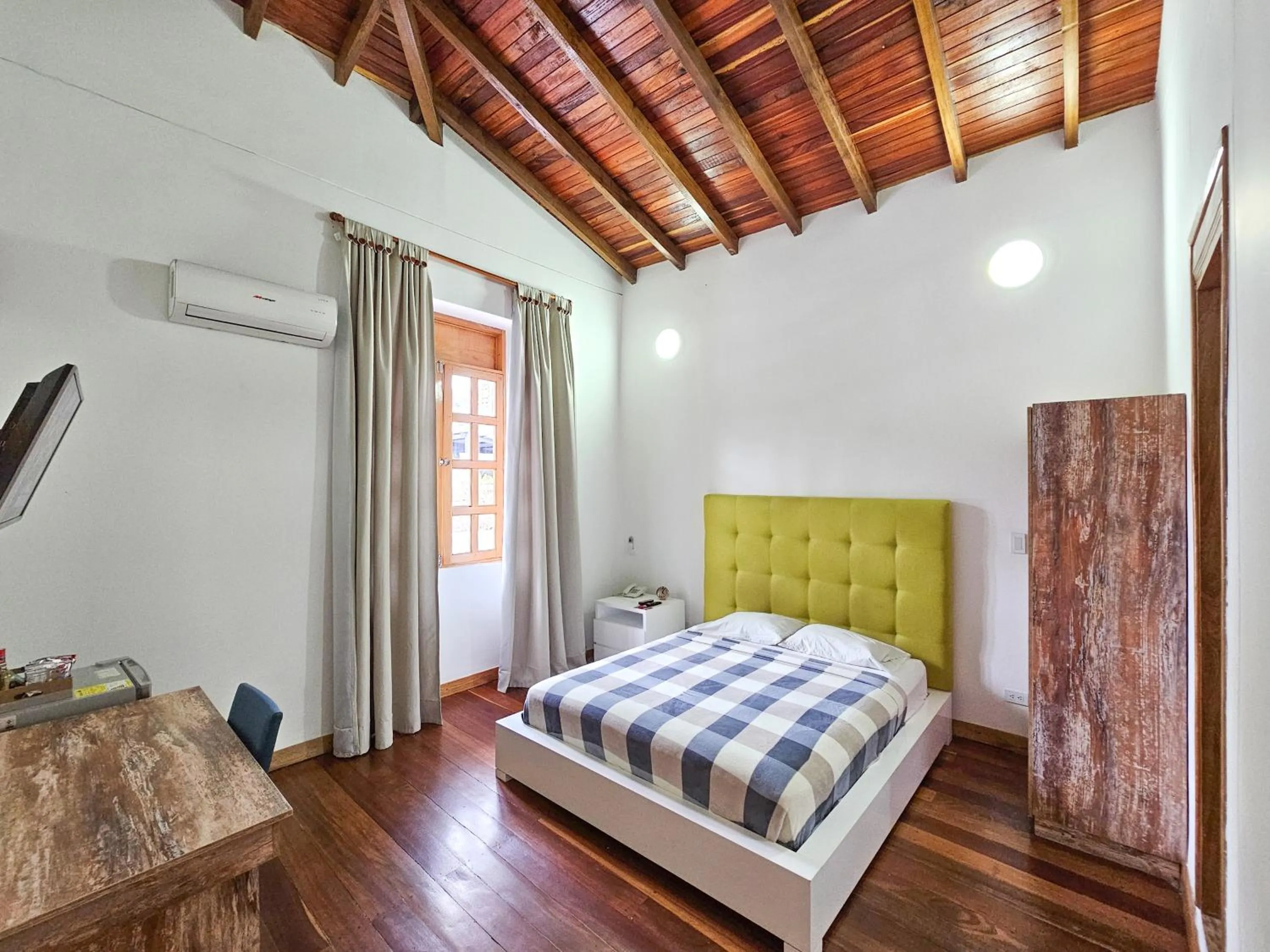 Photo of the whole room in La Mercedes Boutique Hostal By MH