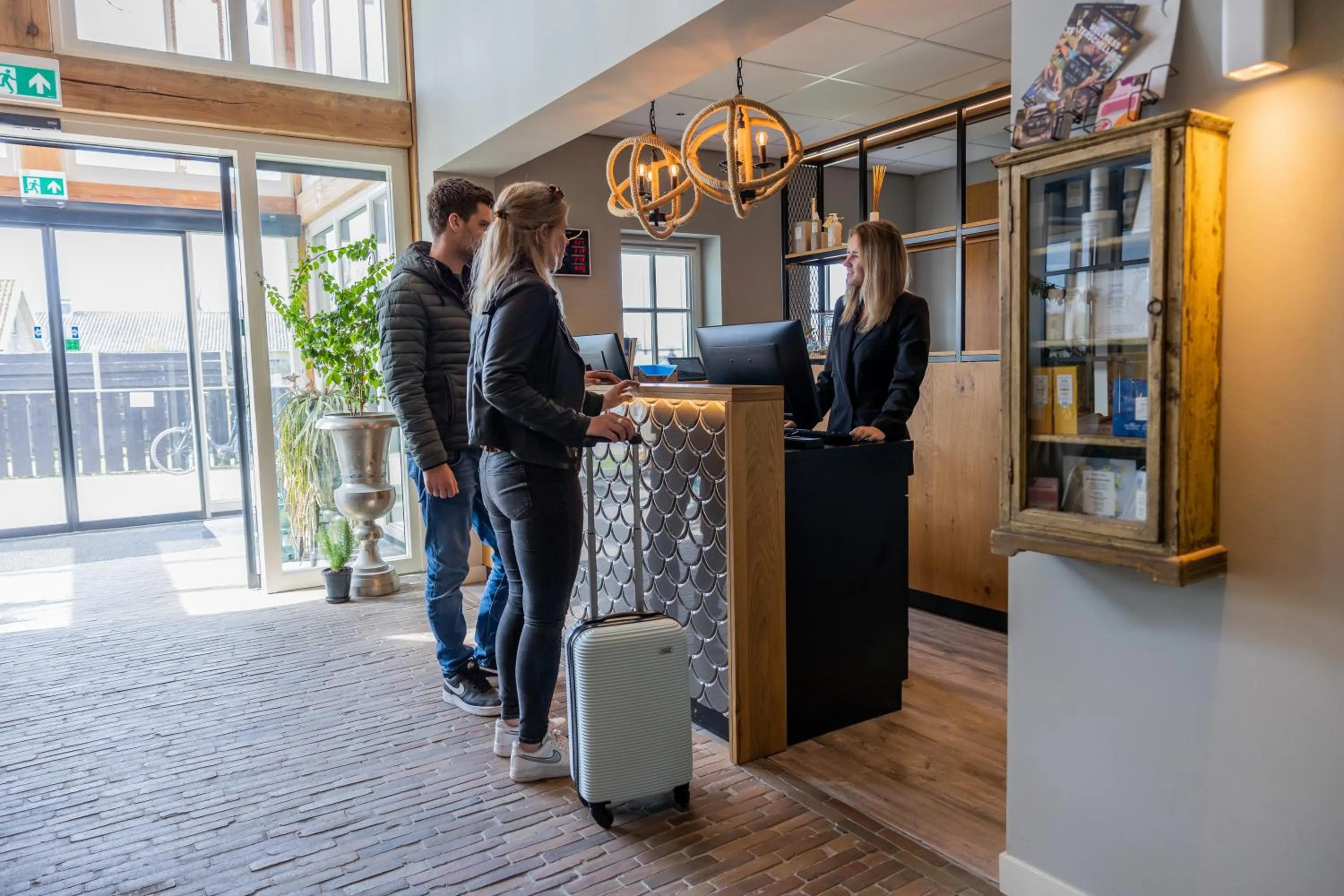 Lobby or reception in Hotel De Walvisvaarder