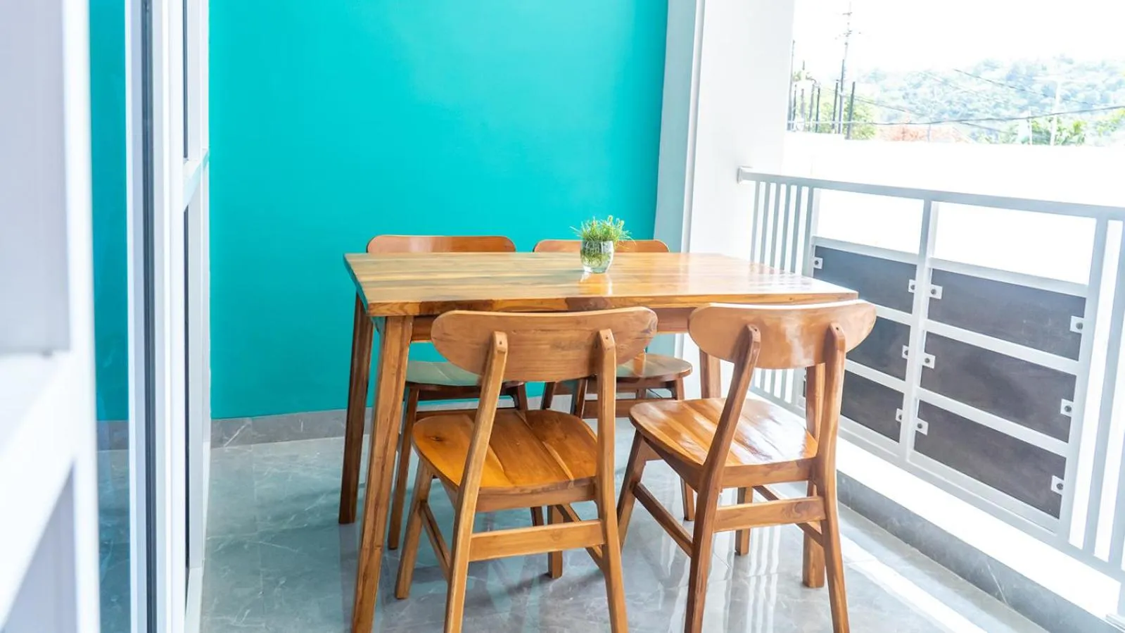 Restaurant/places to eat in Elephant Inn and Suite by Sajiwa