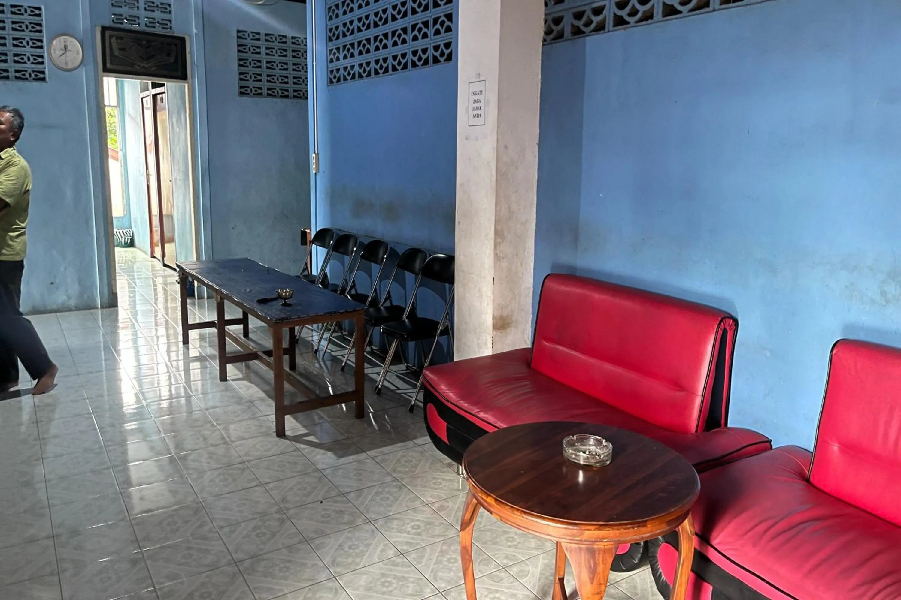 Lobby or reception in Hotel O Wisma Alam Syariah Near PLN GARDU INDUK MAMUJU