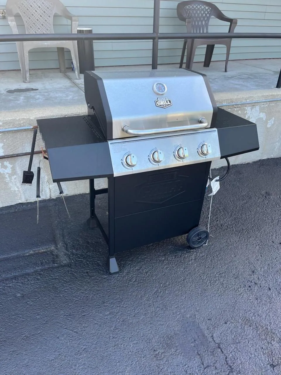 Patio in Valley Inn and Suites