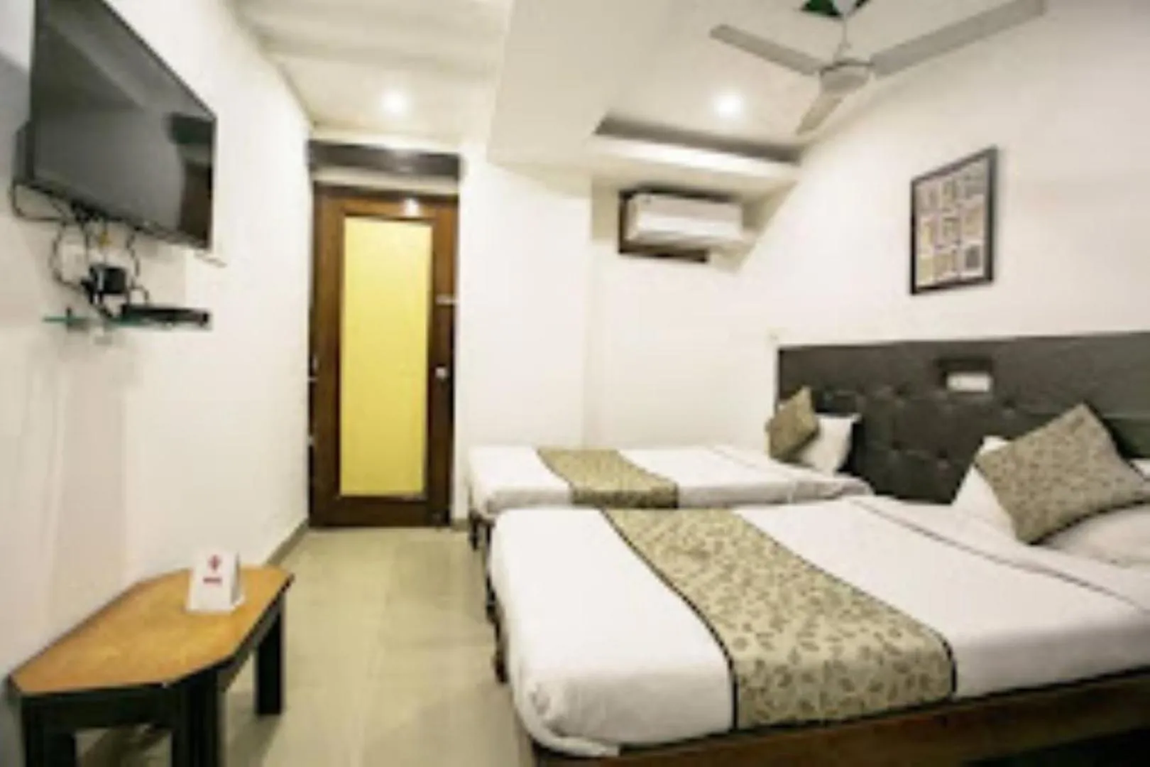 Bed in Hotel Pathik Bhopal , Madhya Pradesh