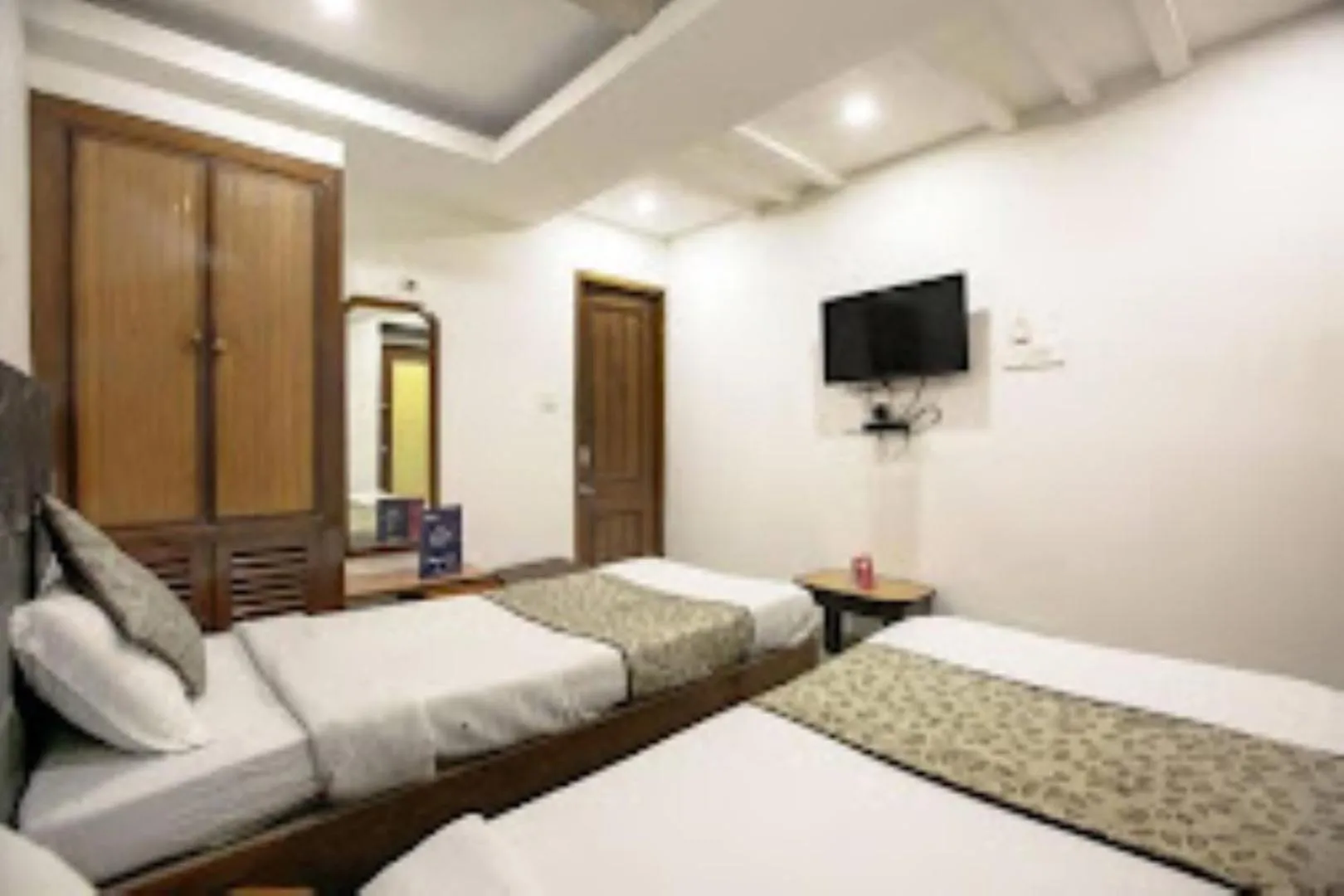 Bed in Hotel Pathik Bhopal , Madhya Pradesh