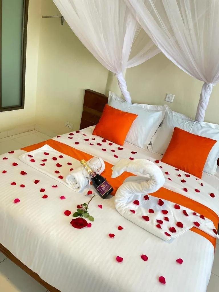 Photo of the whole room, Bed in Hotel Cavallino