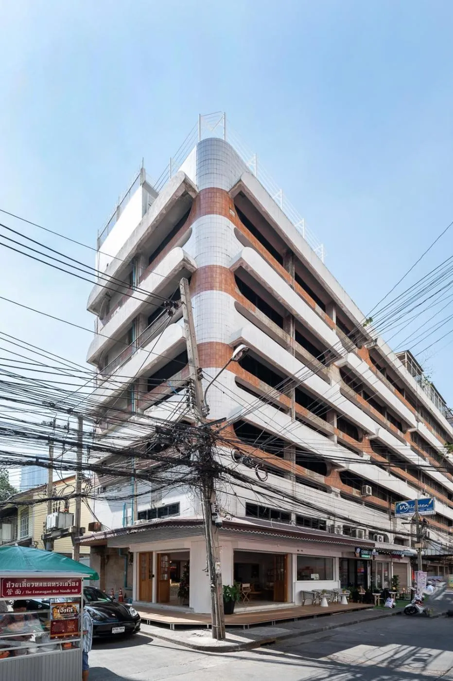 Property building in Unplugged at Bangrak Design Hostel