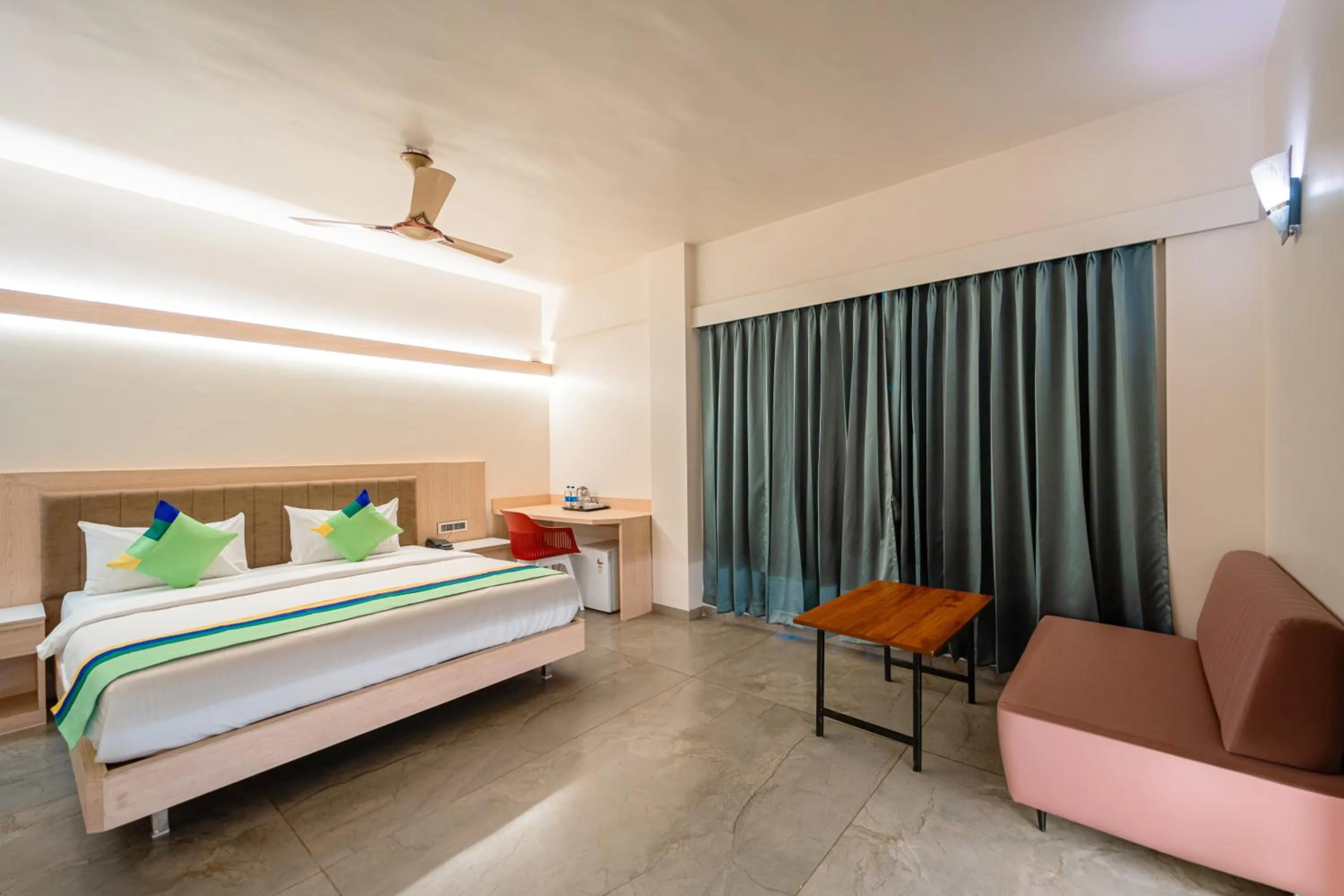 Bedroom, Bed in Treebo Sai Rekha Inn