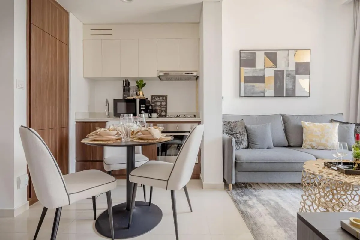 Other in Frank Porter - Vera Residence