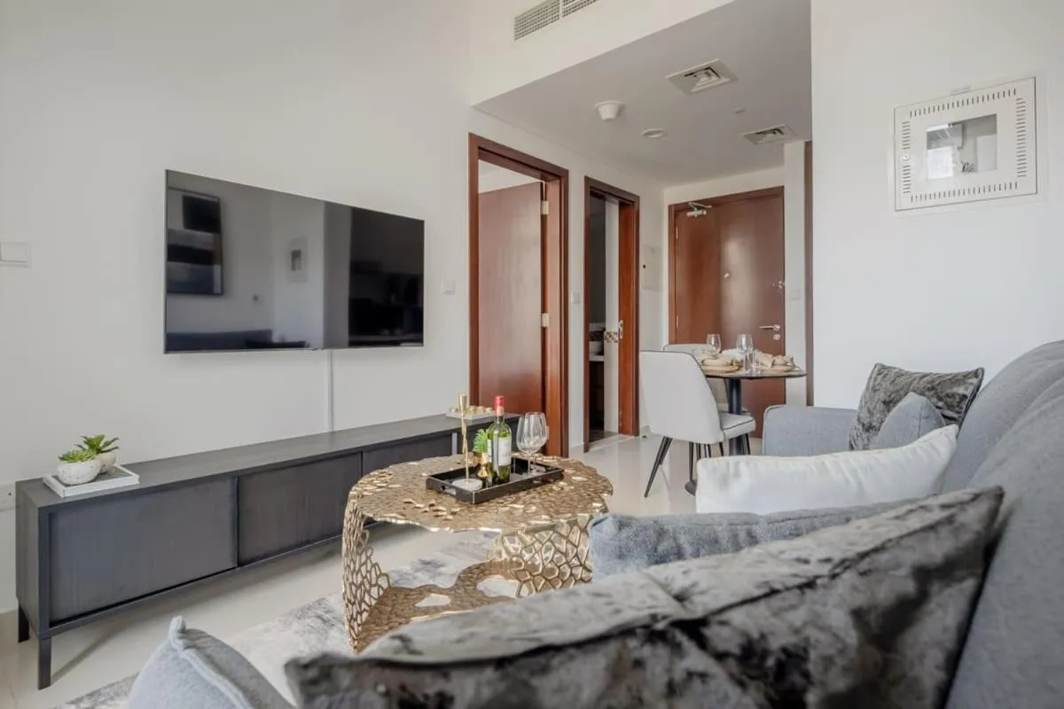 Other in Frank Porter - Vera Residence