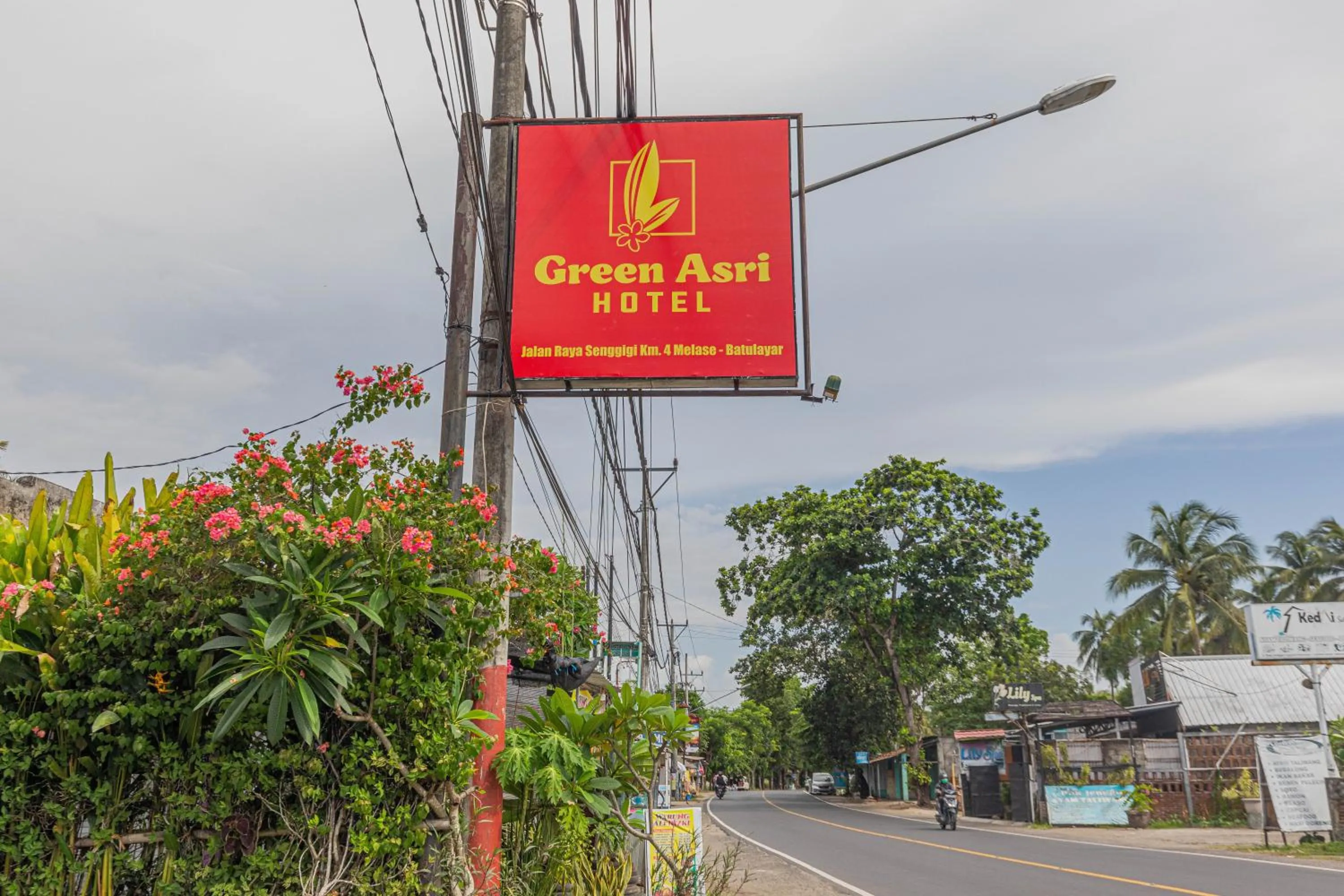 Logo/Certificate/Sign in Green Asri Hotel