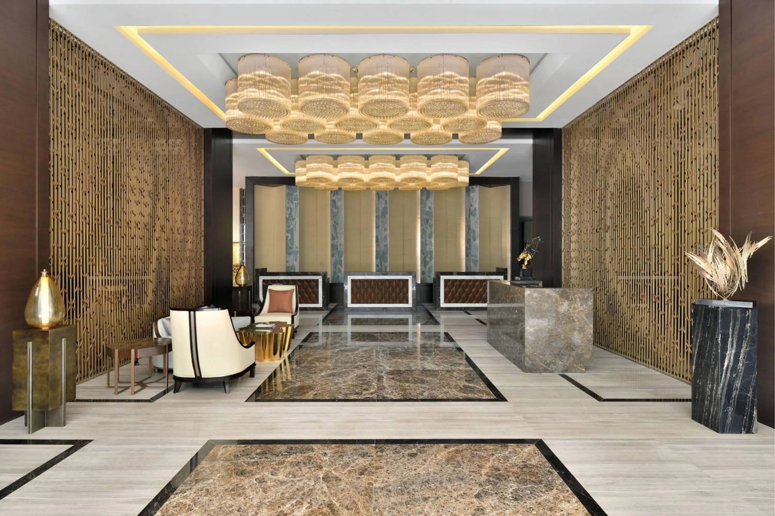 Lobby or reception in Sheraton Colombo Hotel