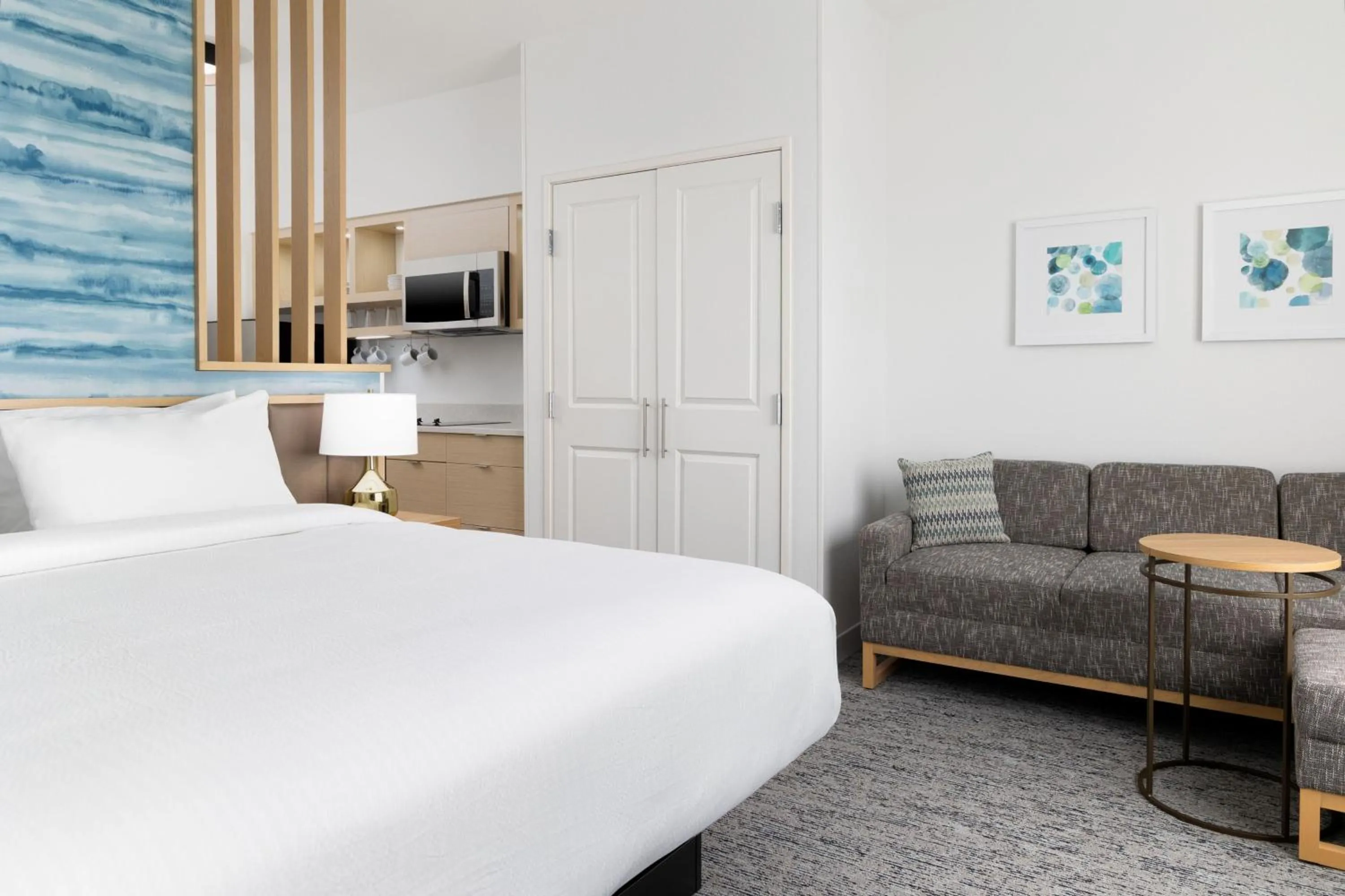 Photo of the whole room, Bed in TownePlace Suites by Marriott Pleasanton