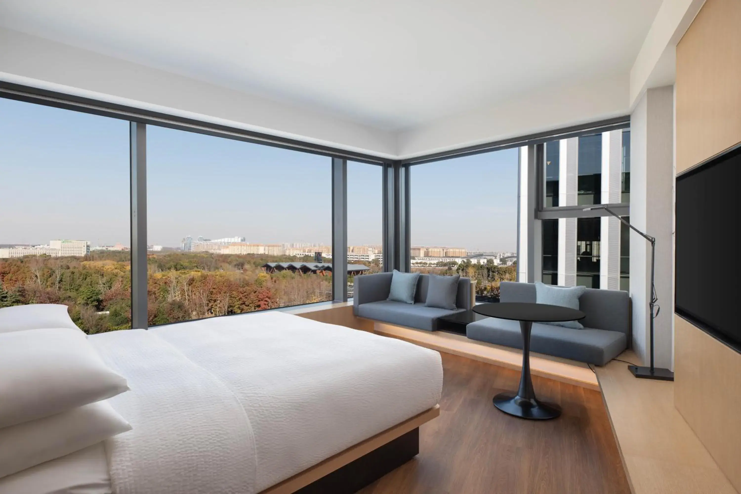 Superior King Room in Fairfield by Marriott Shanghai Lingang Special Area Superior King Room in Fairfield by Marriott Shanghai Lingang Special Area